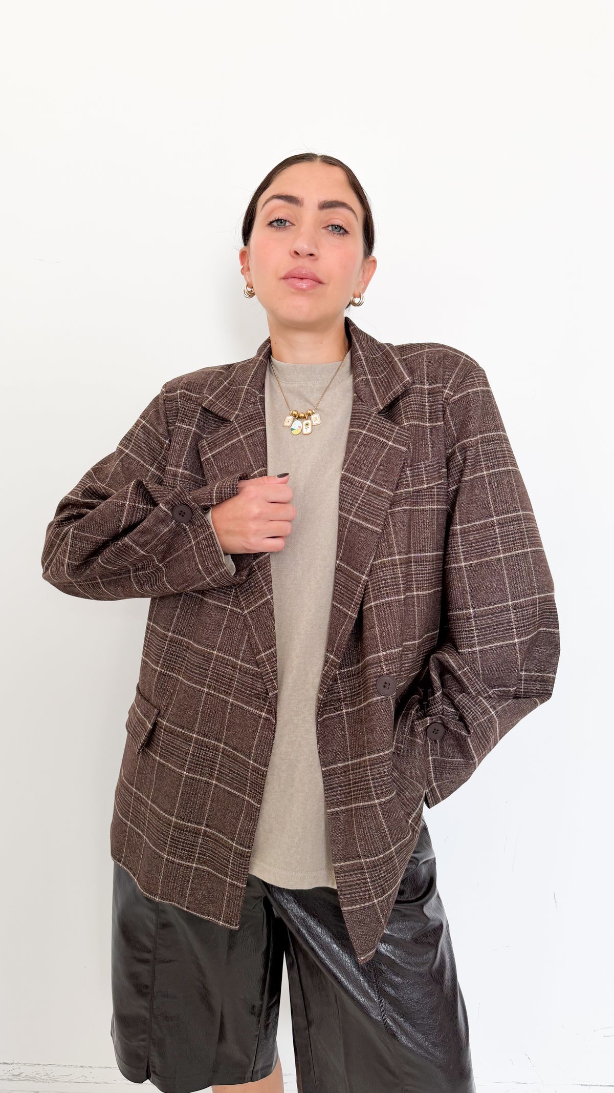 Blazer Over  A Quadri