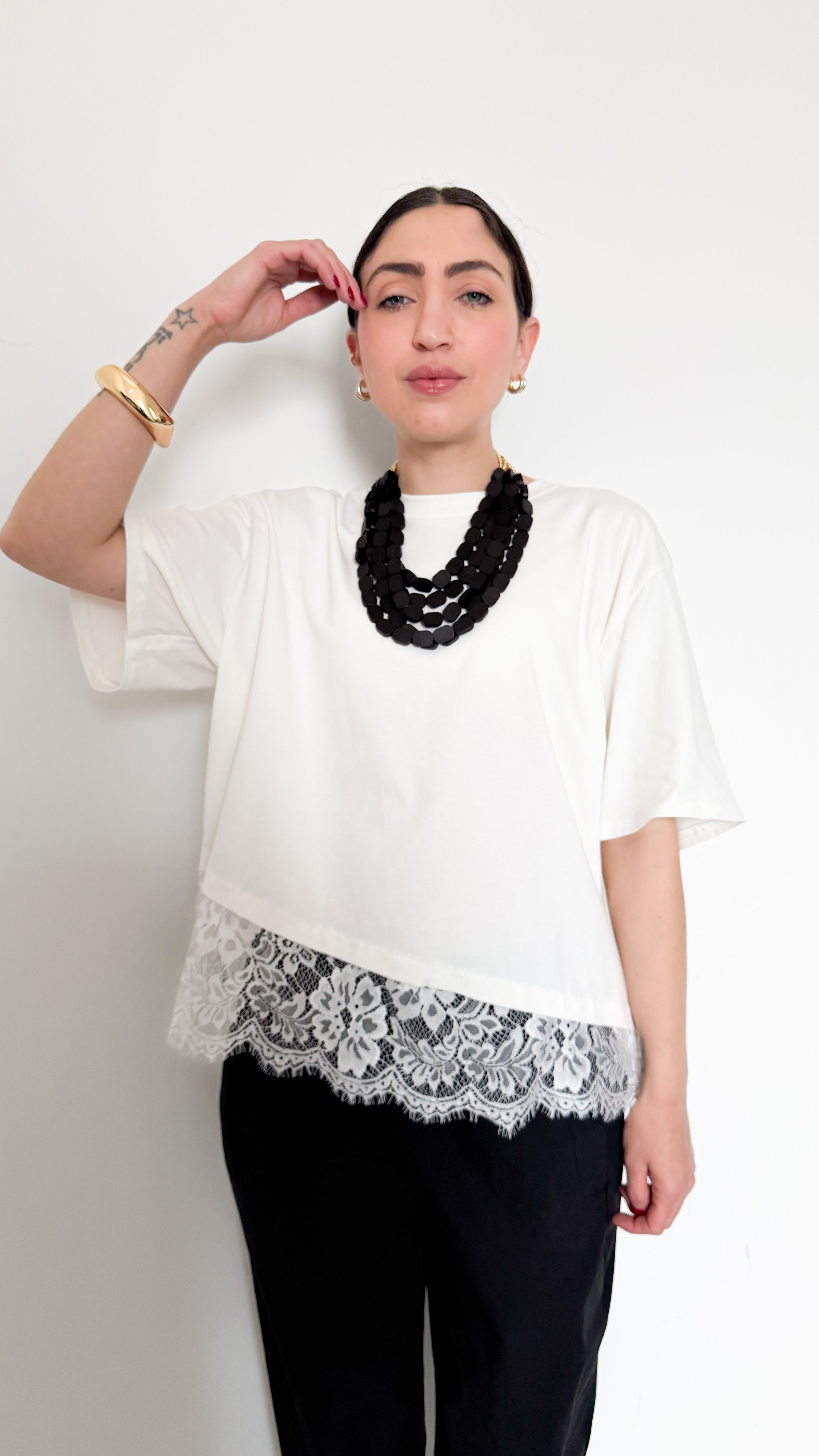 T-Shirt Bianca In Cotone Con Pizzo