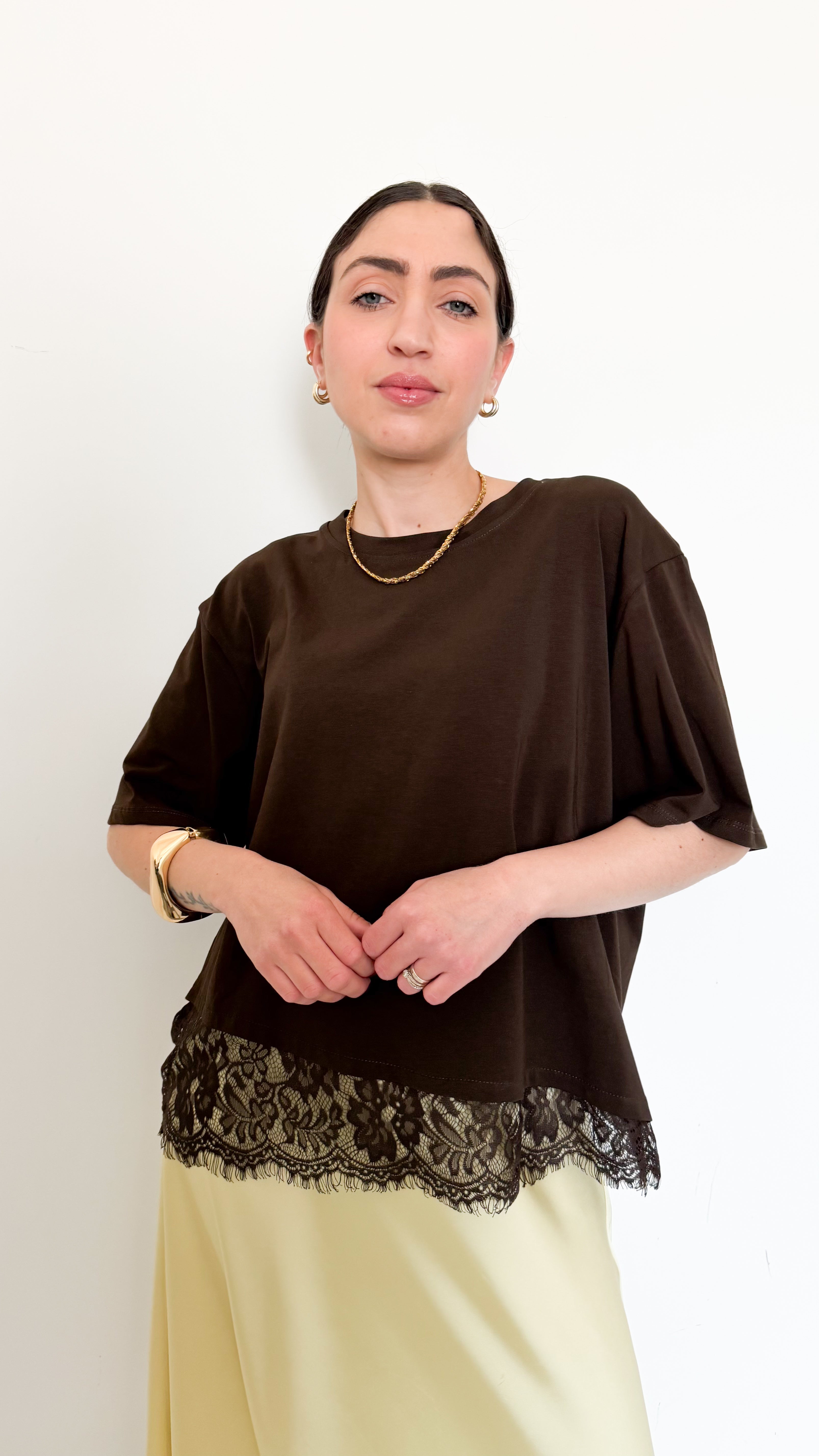 T-Shirt Marrone In Cotone Con Pizzo