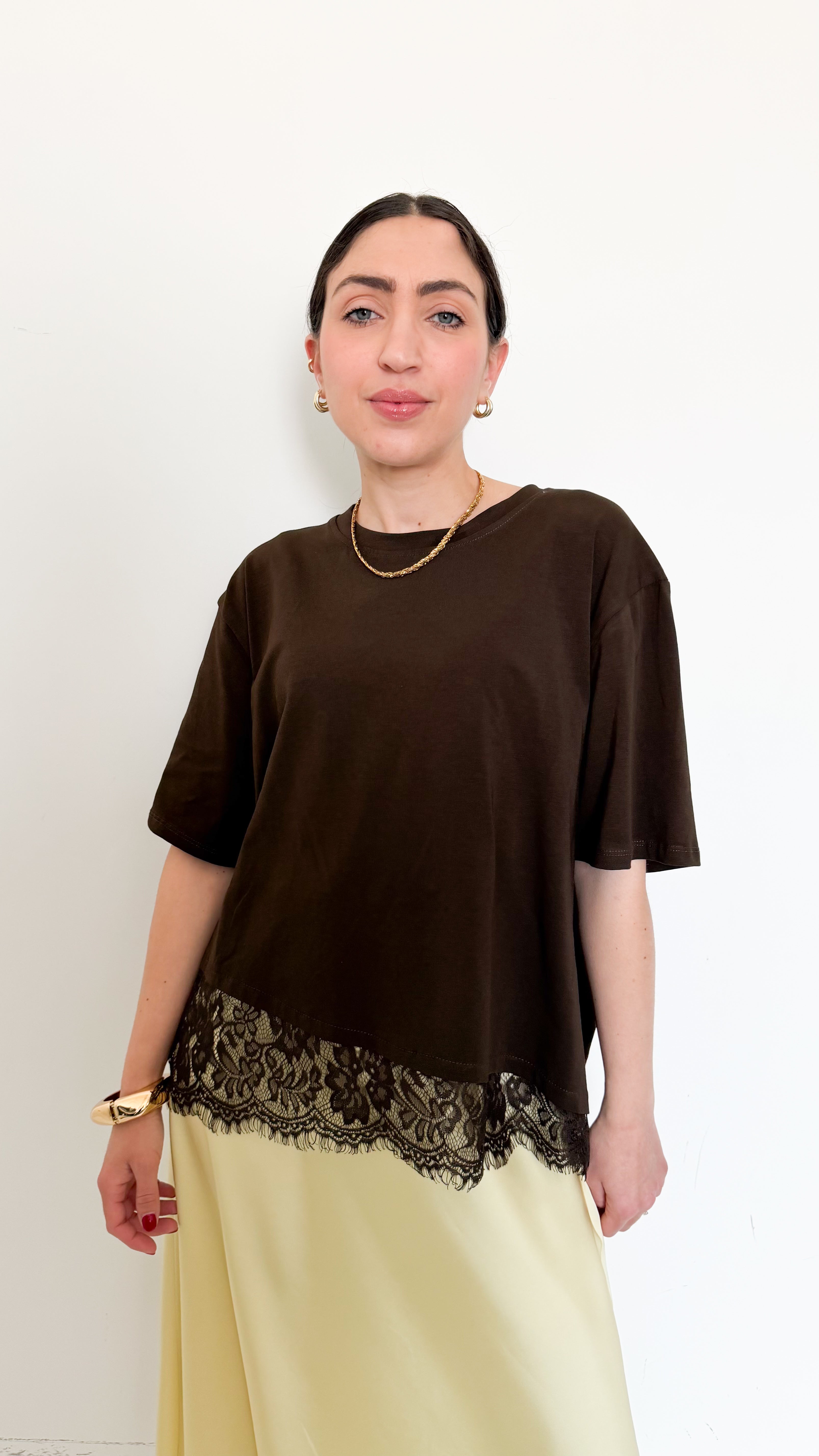 T-Shirt Marrone In Cotone Con Pizzo