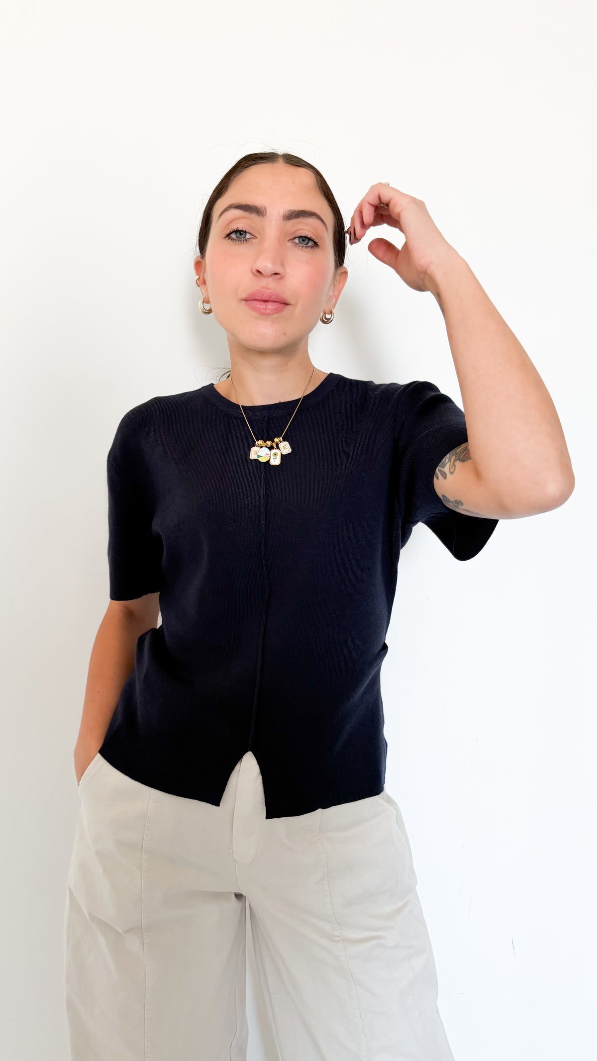 Maglia Blu Mezza Manica Con Dettagli
