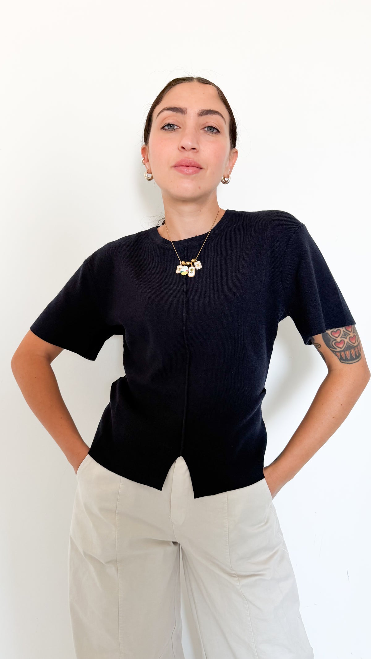 Maglia Blu Mezza Manica Con Dettagli