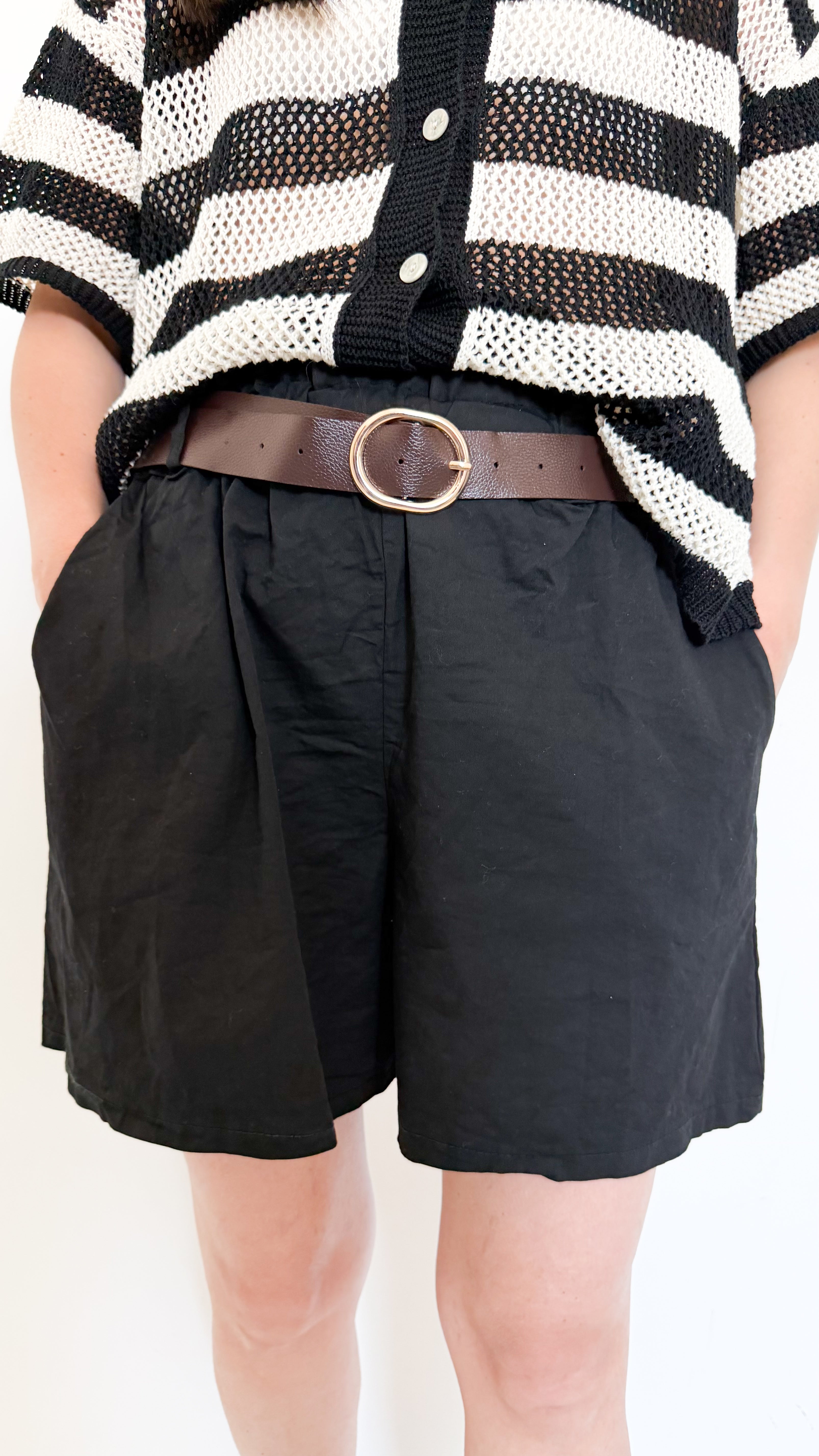 Bermuda Nero Con Cintura