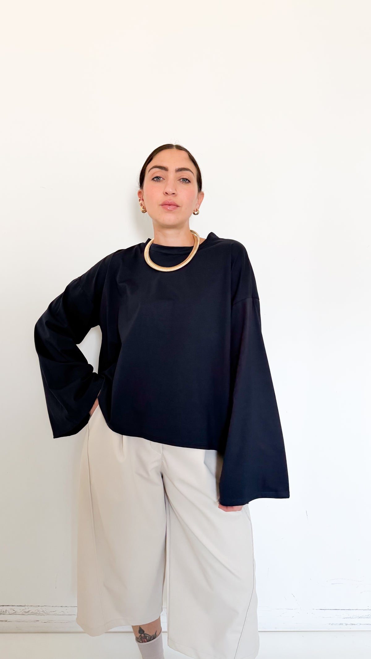 Maglia Blu Manica A Campana