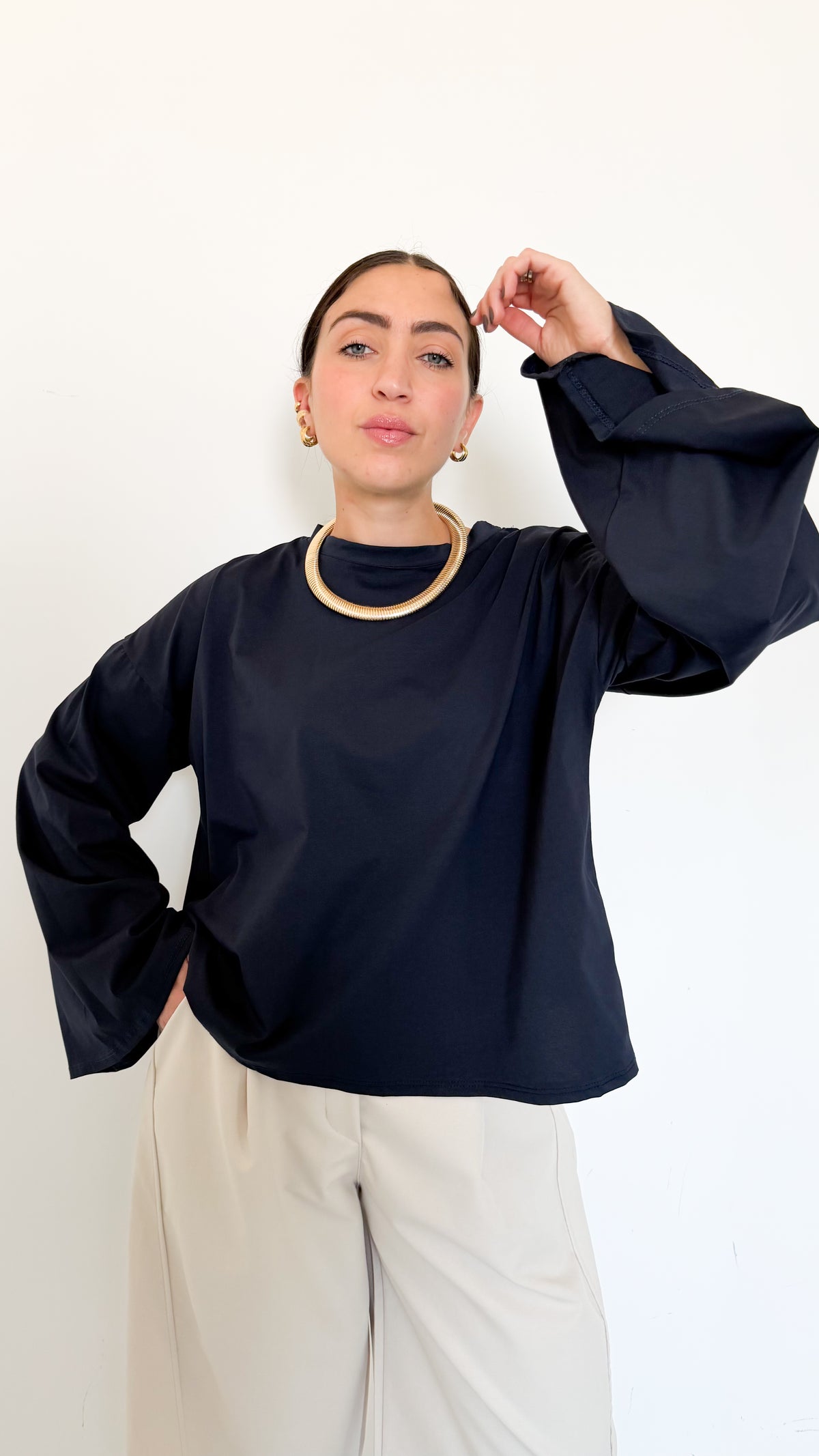 Maglia Blu Manica A Campana
