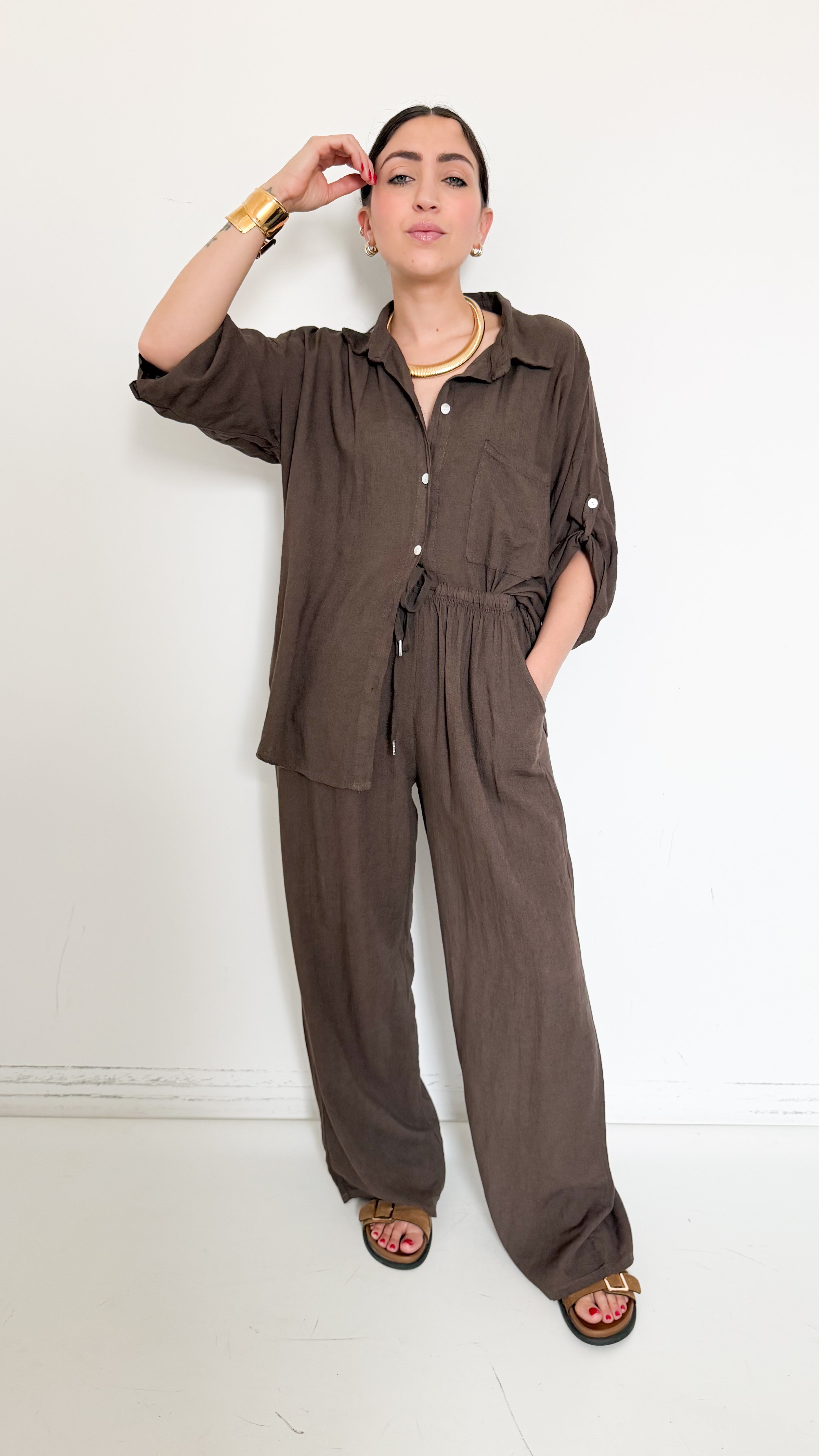 Coordinato Marrone Con Camicia