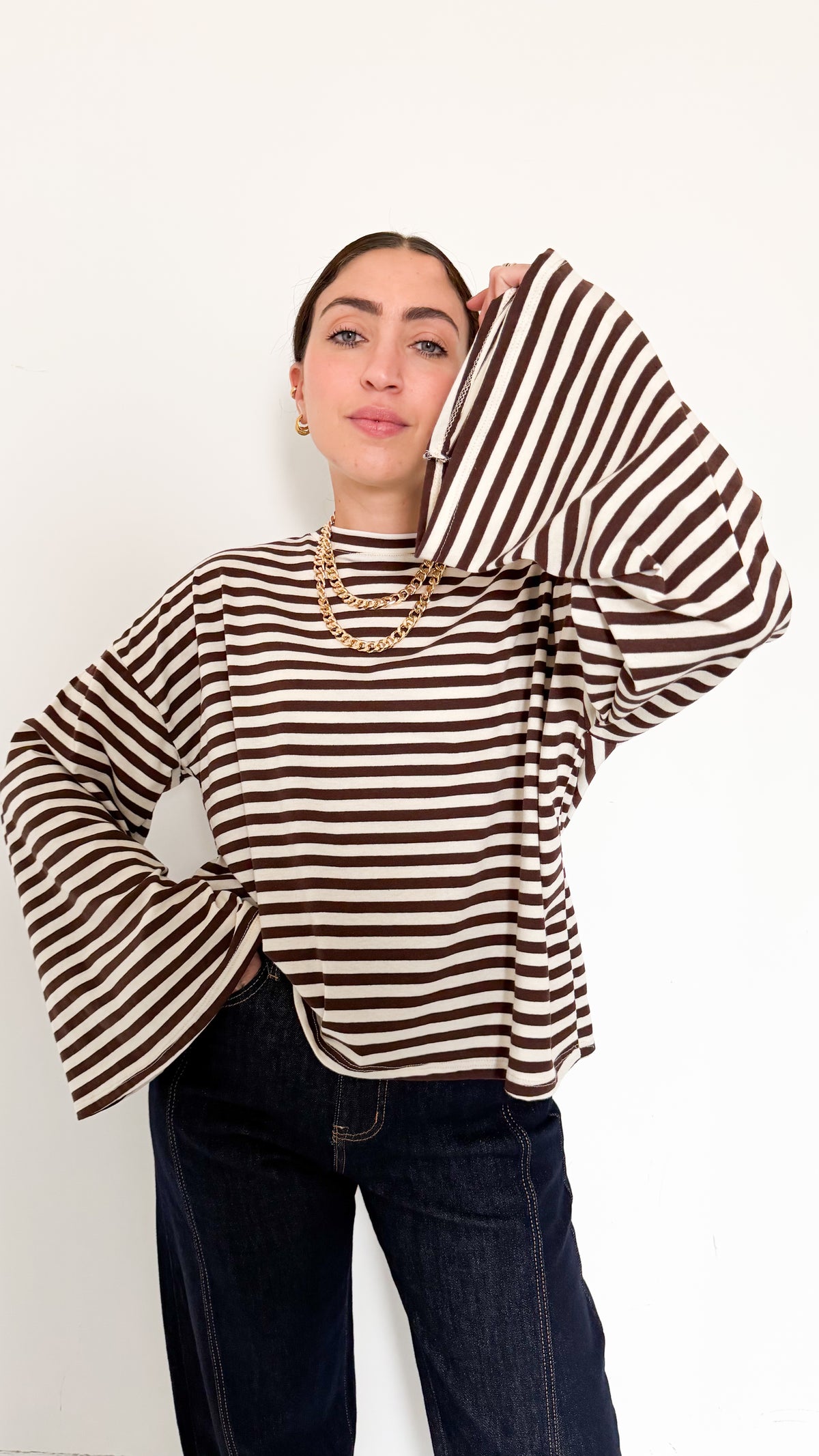 Maglia Marrone A Righe Manica A Campana