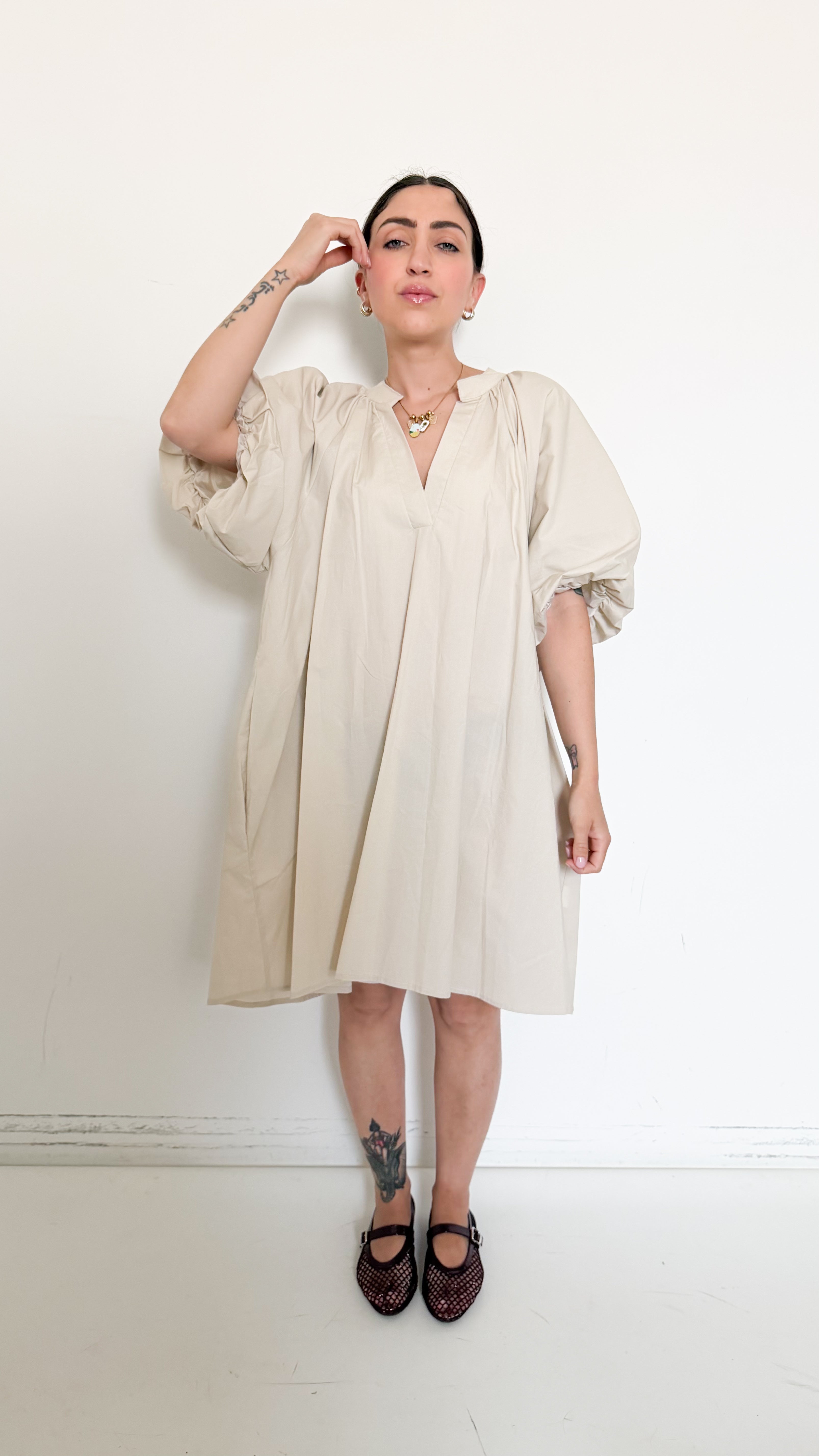 Vestito Beige Manica A Sbuffo