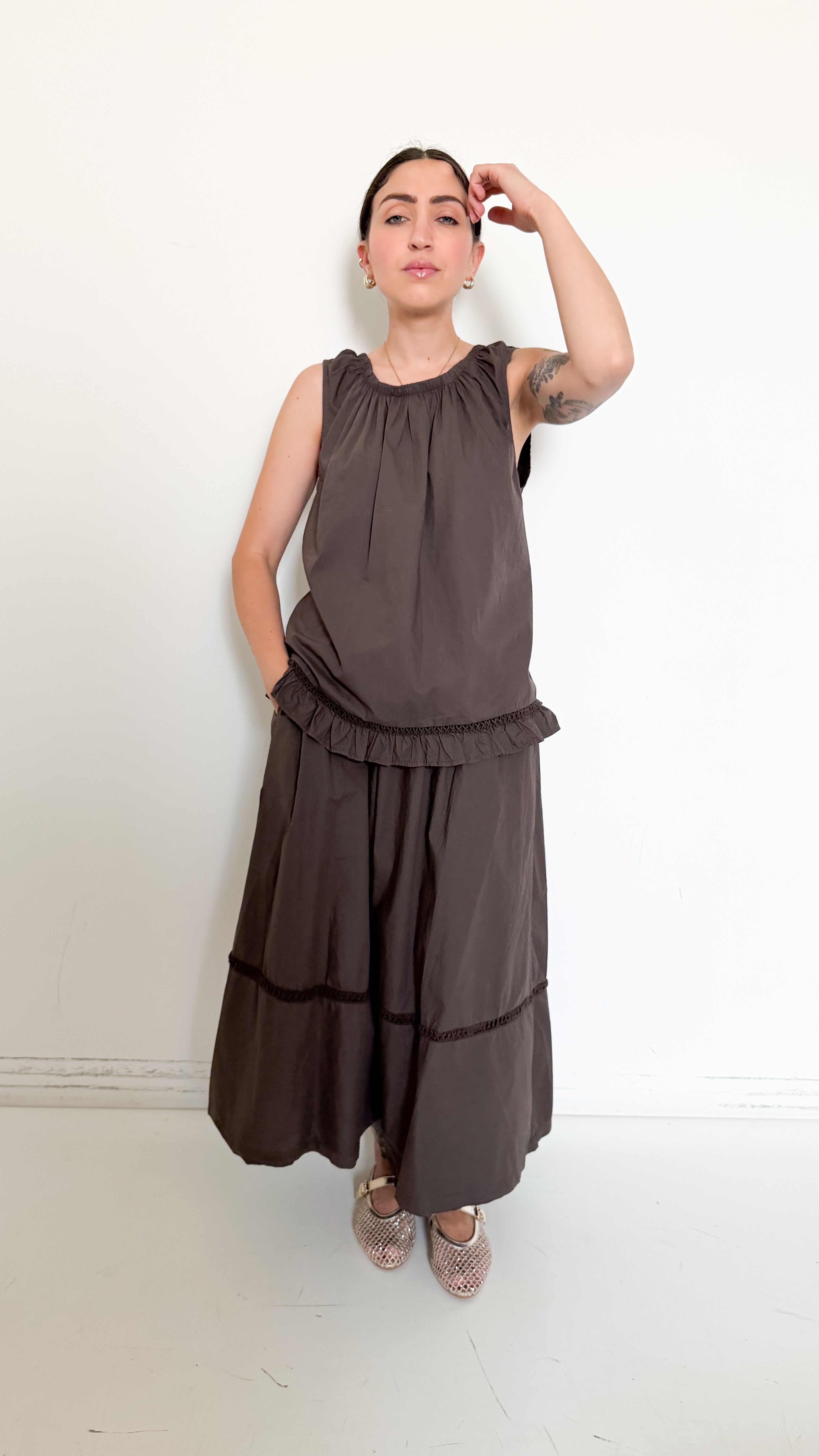 Coordinato Marrone Con Gonna