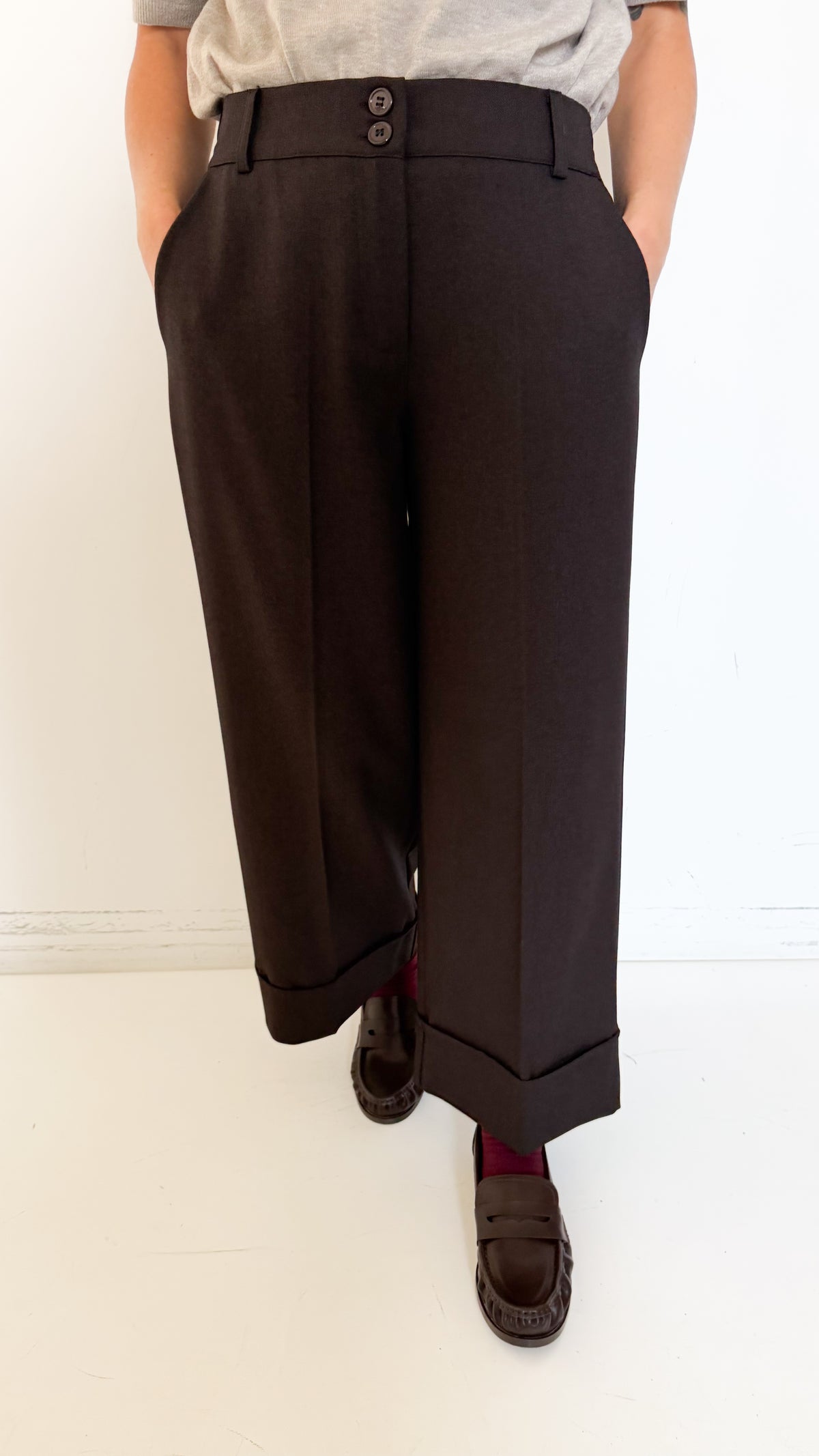 Pantaloni Marroni Con Risvolto