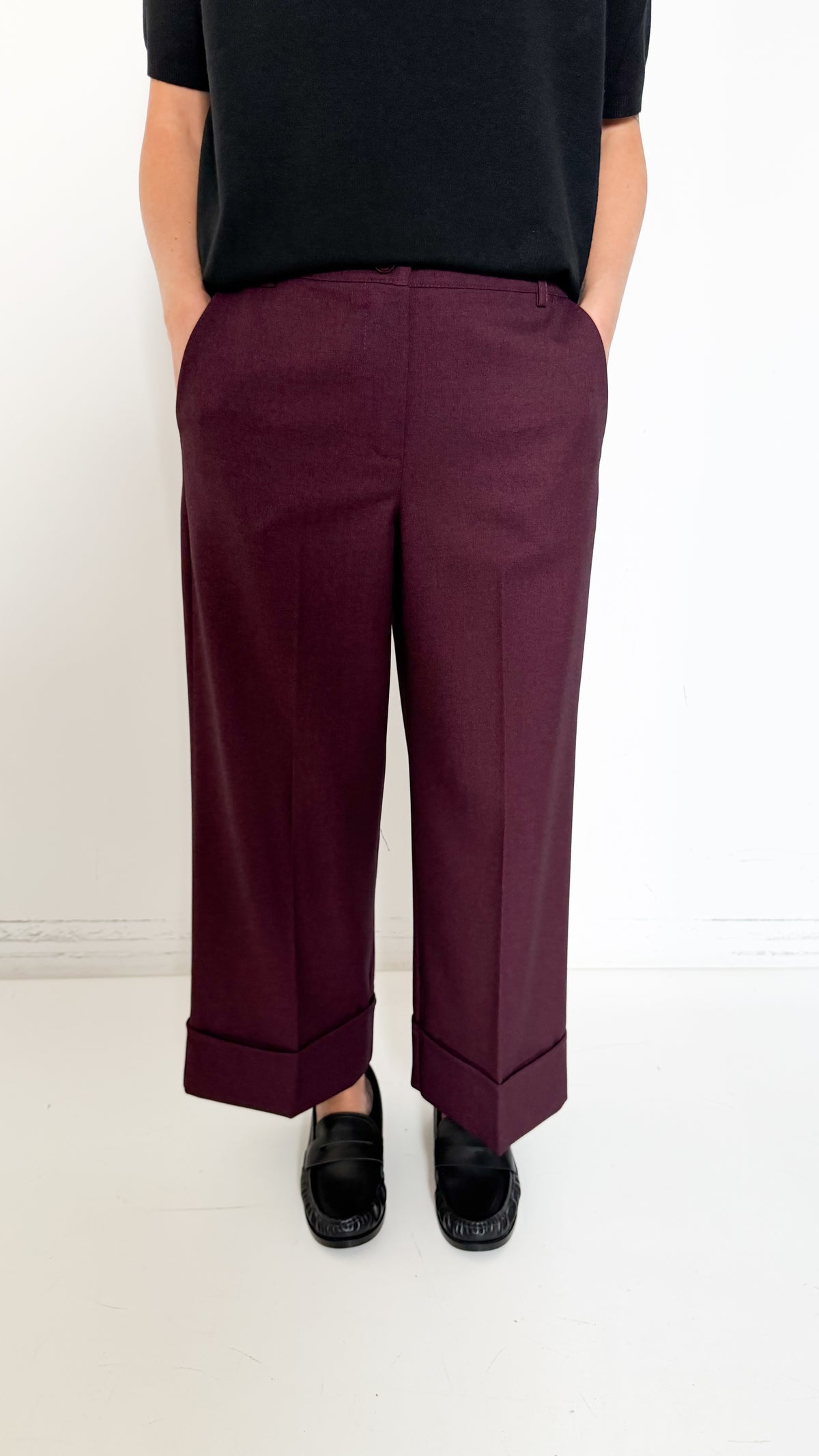 Pantaloni Borgogna Con Risvolto