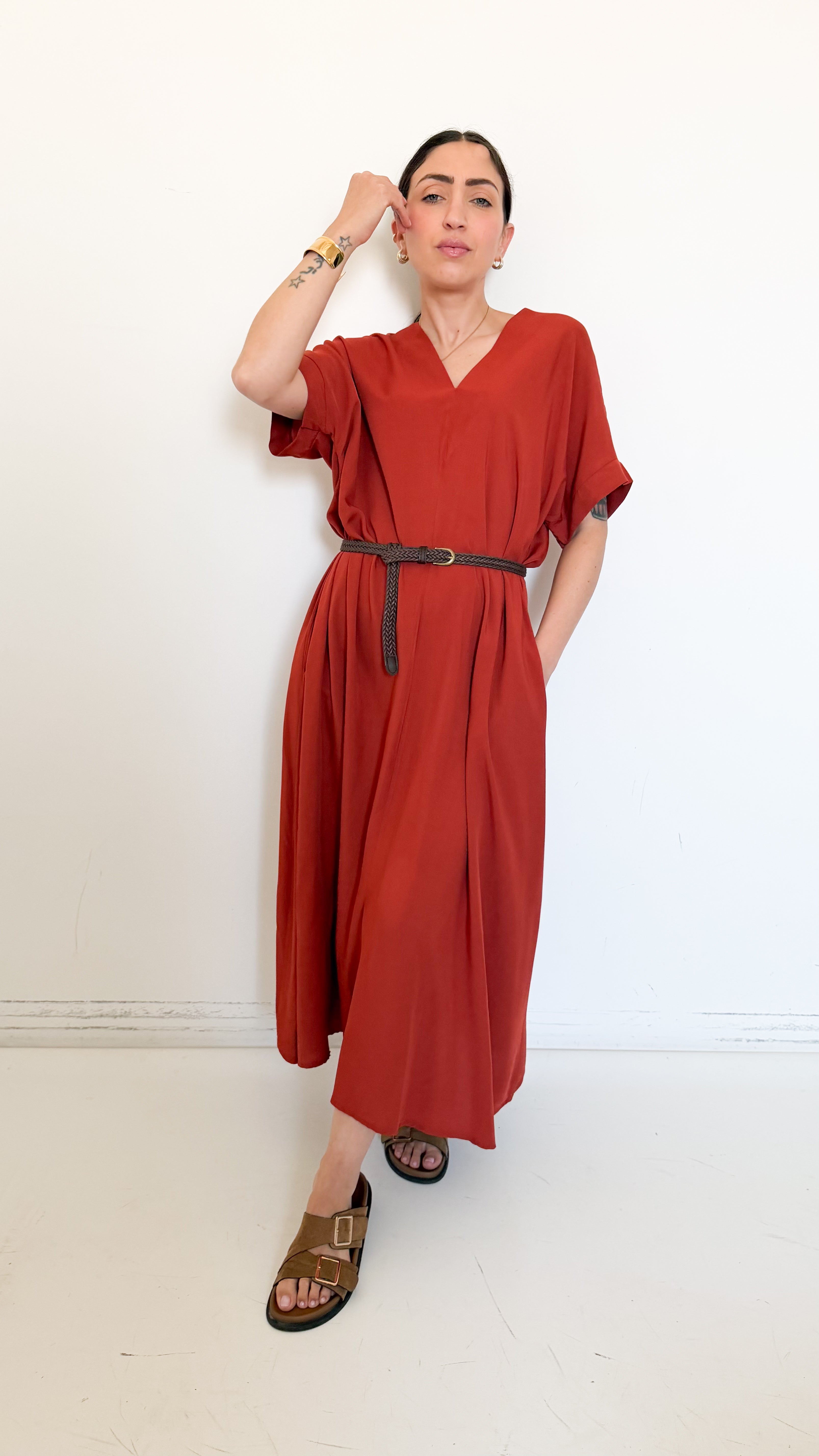 Vestito Ruggine Scollo A Punta
