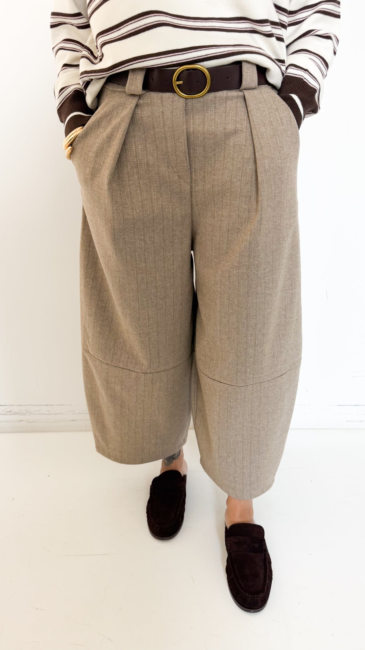Pantaloni Gessati Beige Cropped Barrel