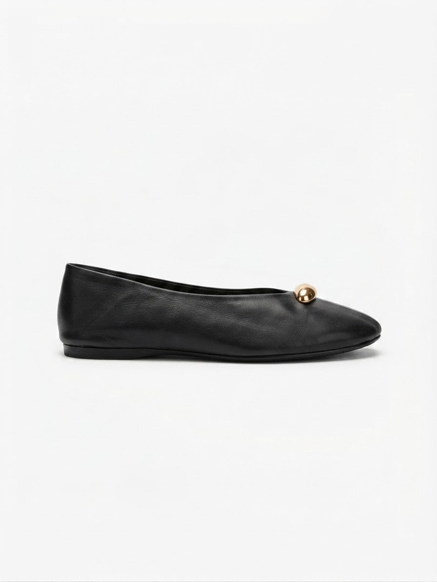 Ballerina Nera Con Dettagli