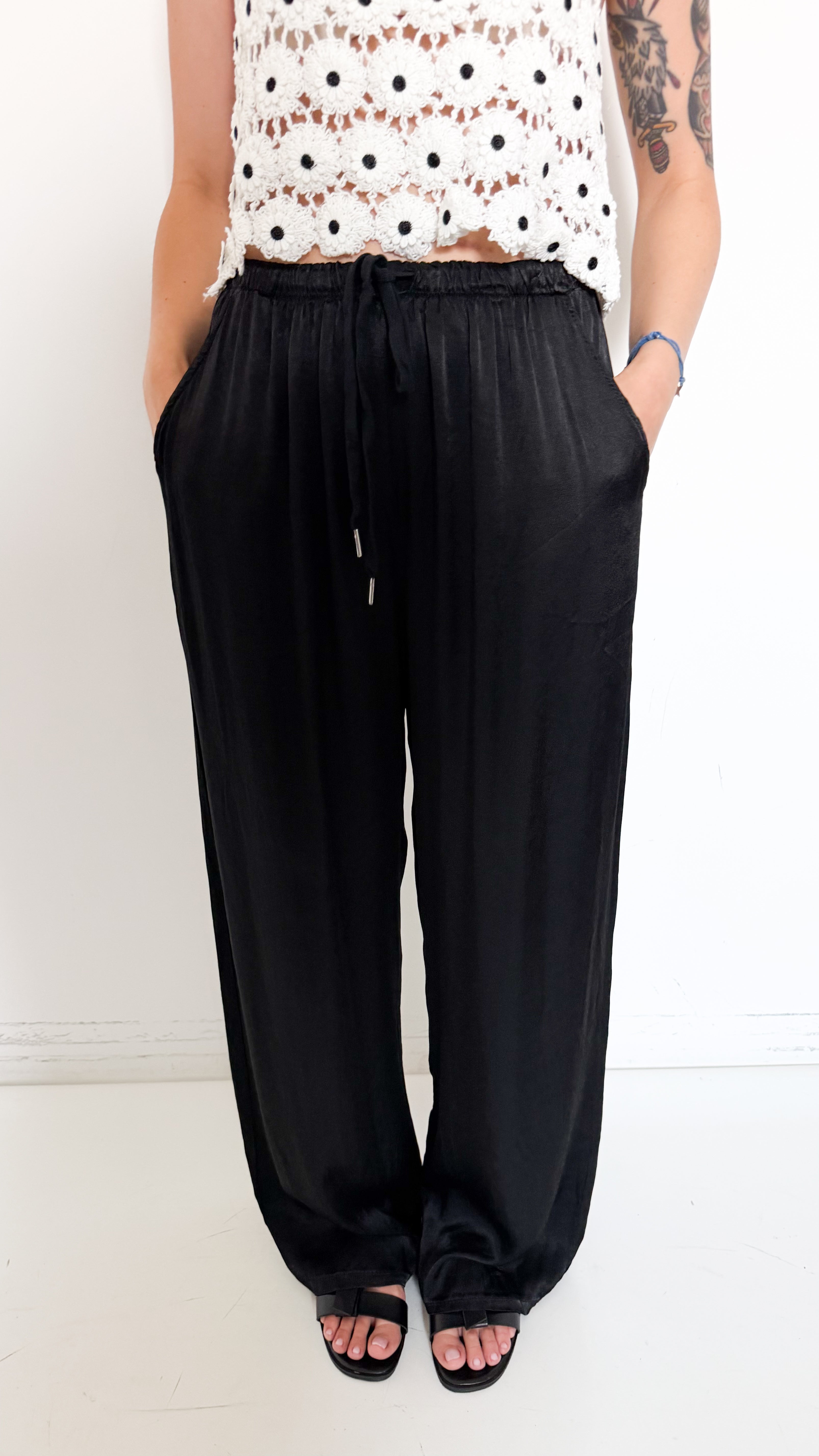 Pantaloni Neri In Satin