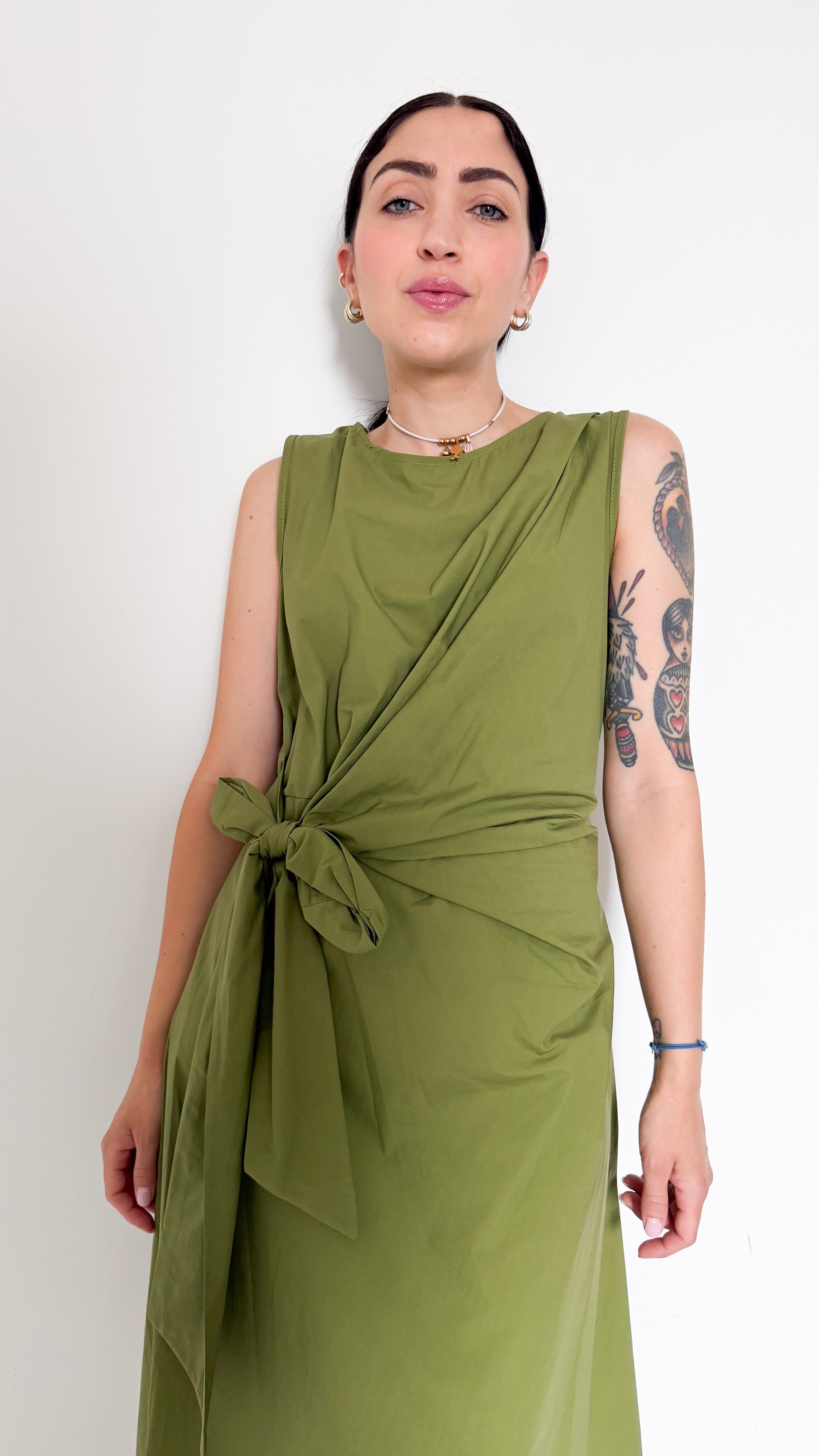 Vestito Verde Con Nodo
