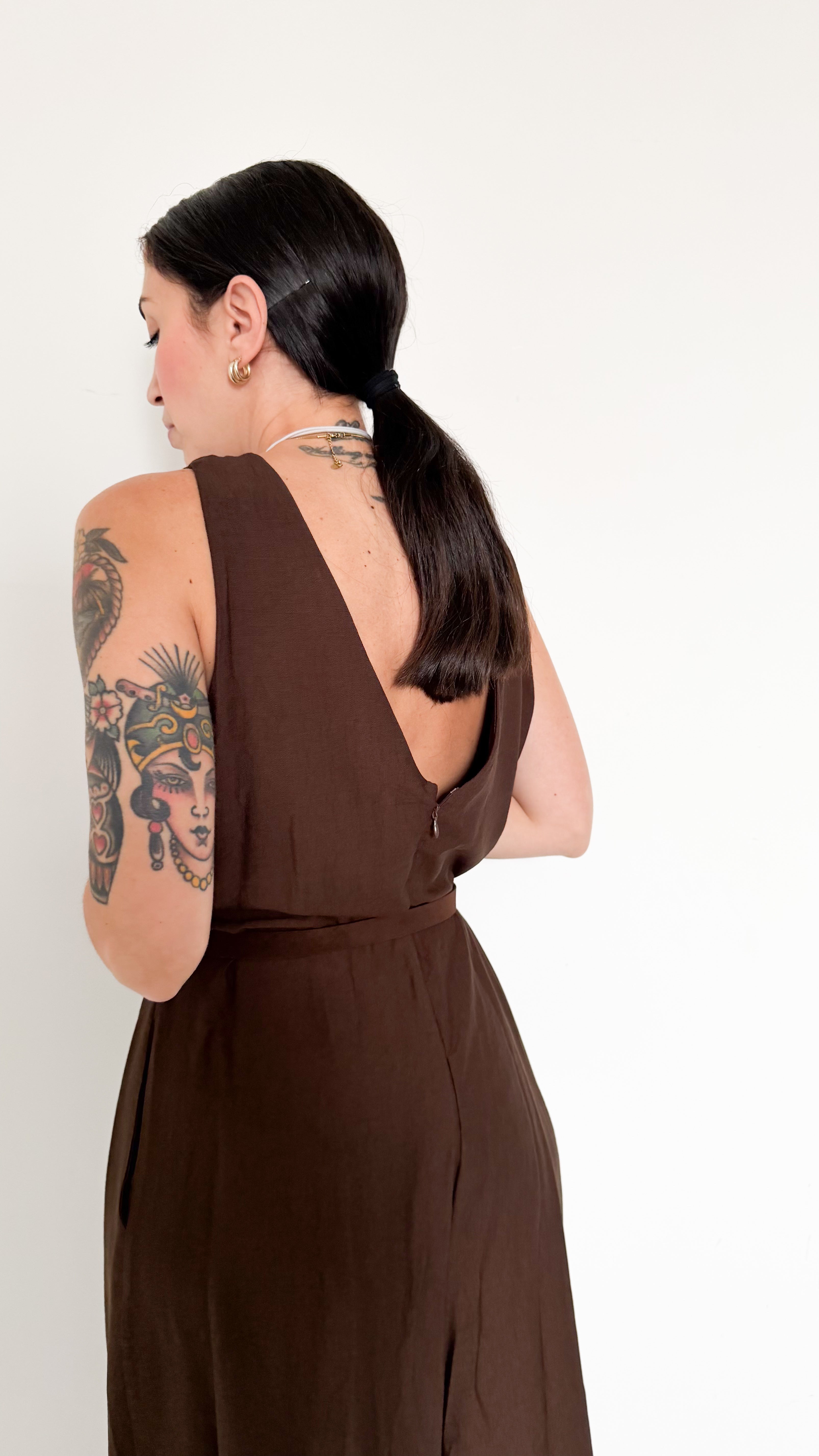 Tuta Marrone Con Cintura