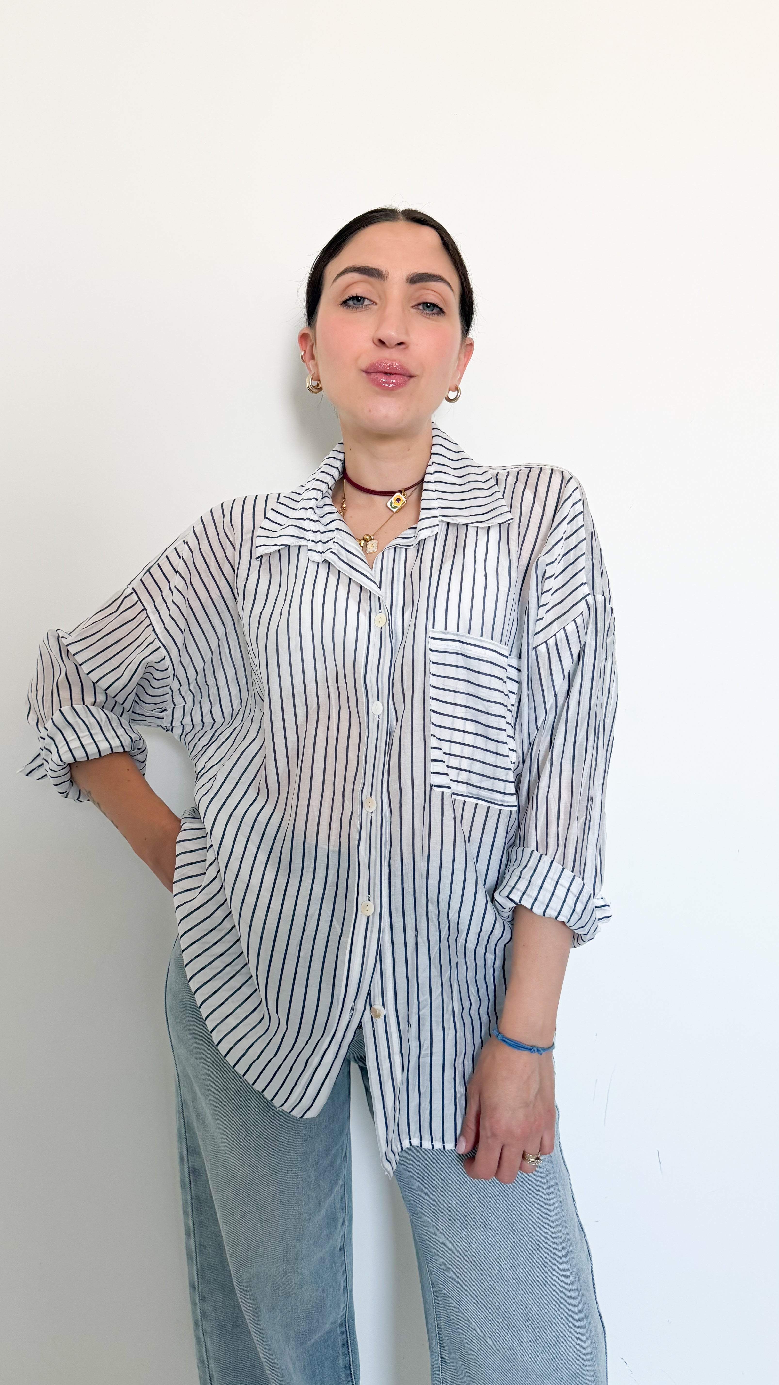 Camicia Bianca Velata A Righe