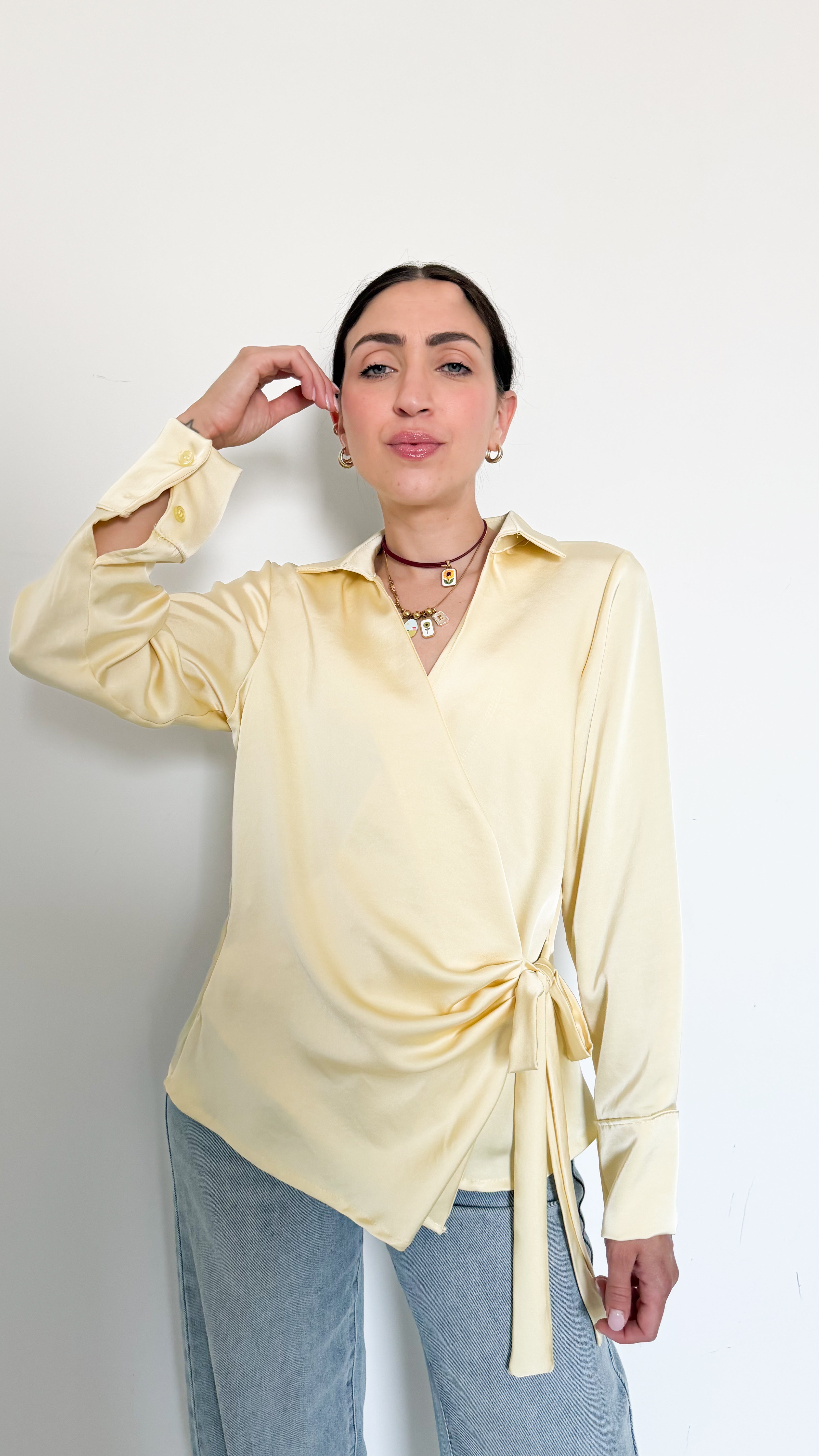 Blusa In Satin Gialla