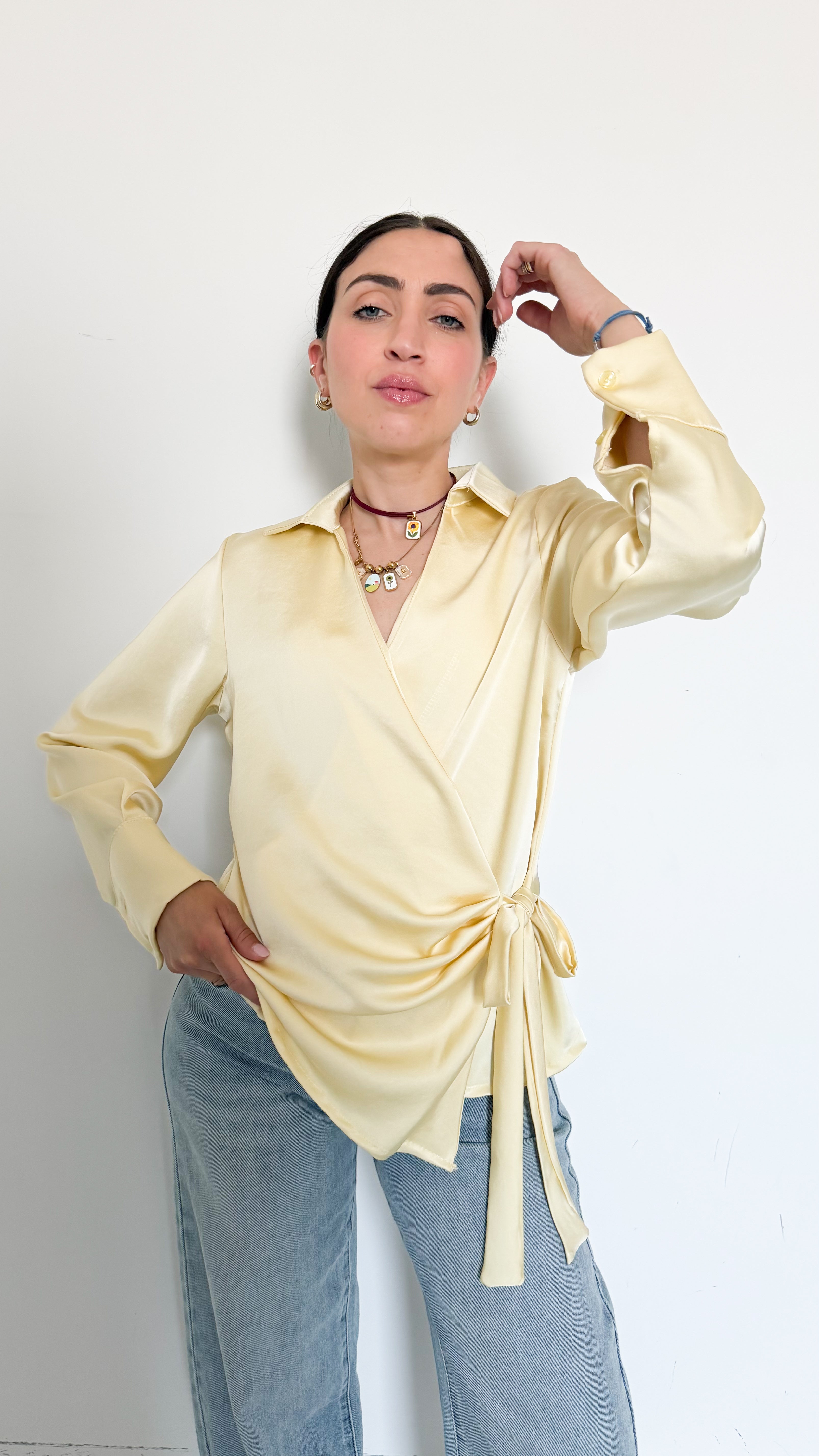 Blusa In Satin Gialla