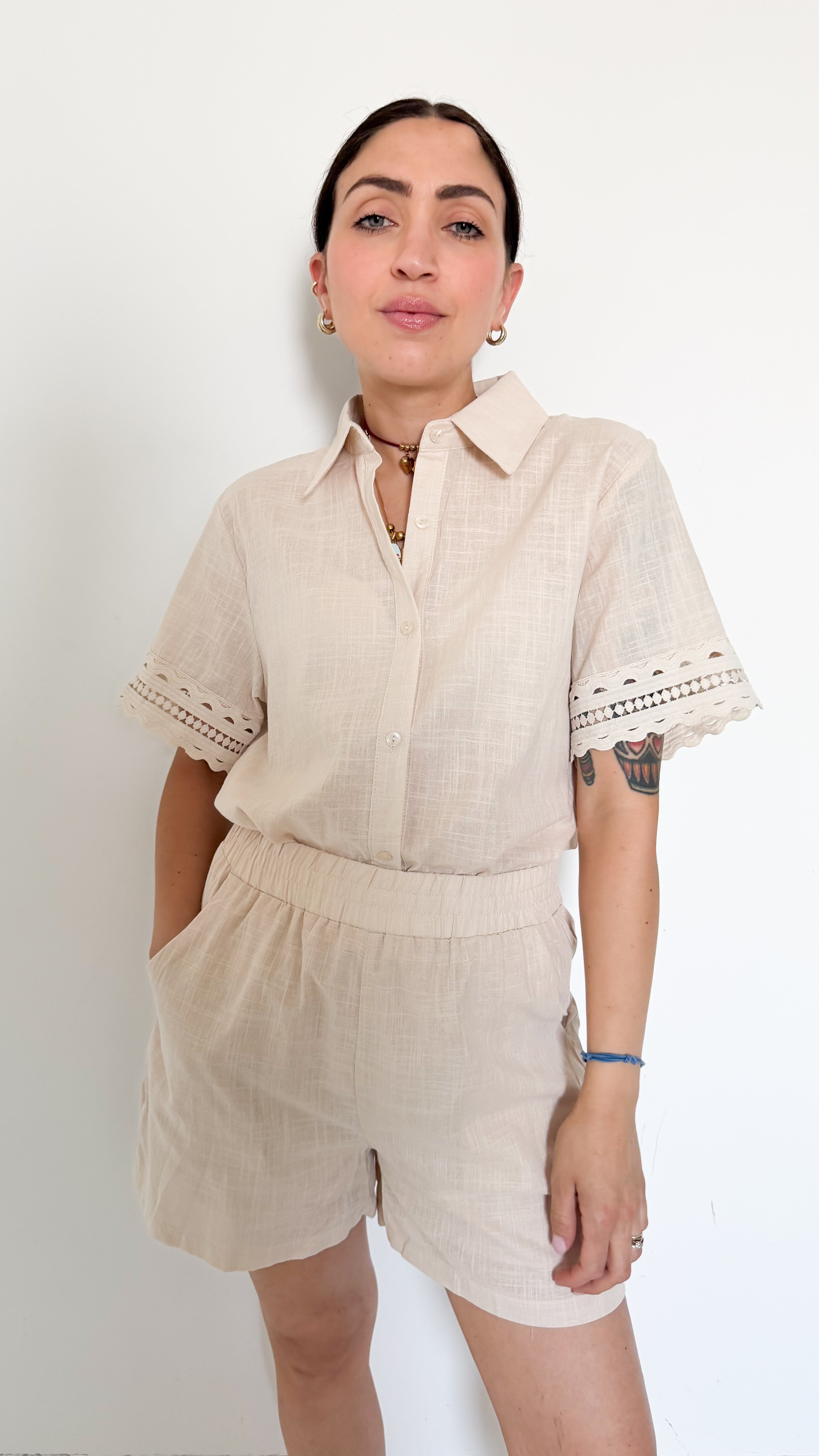 Coordinato Beige Con Camicia