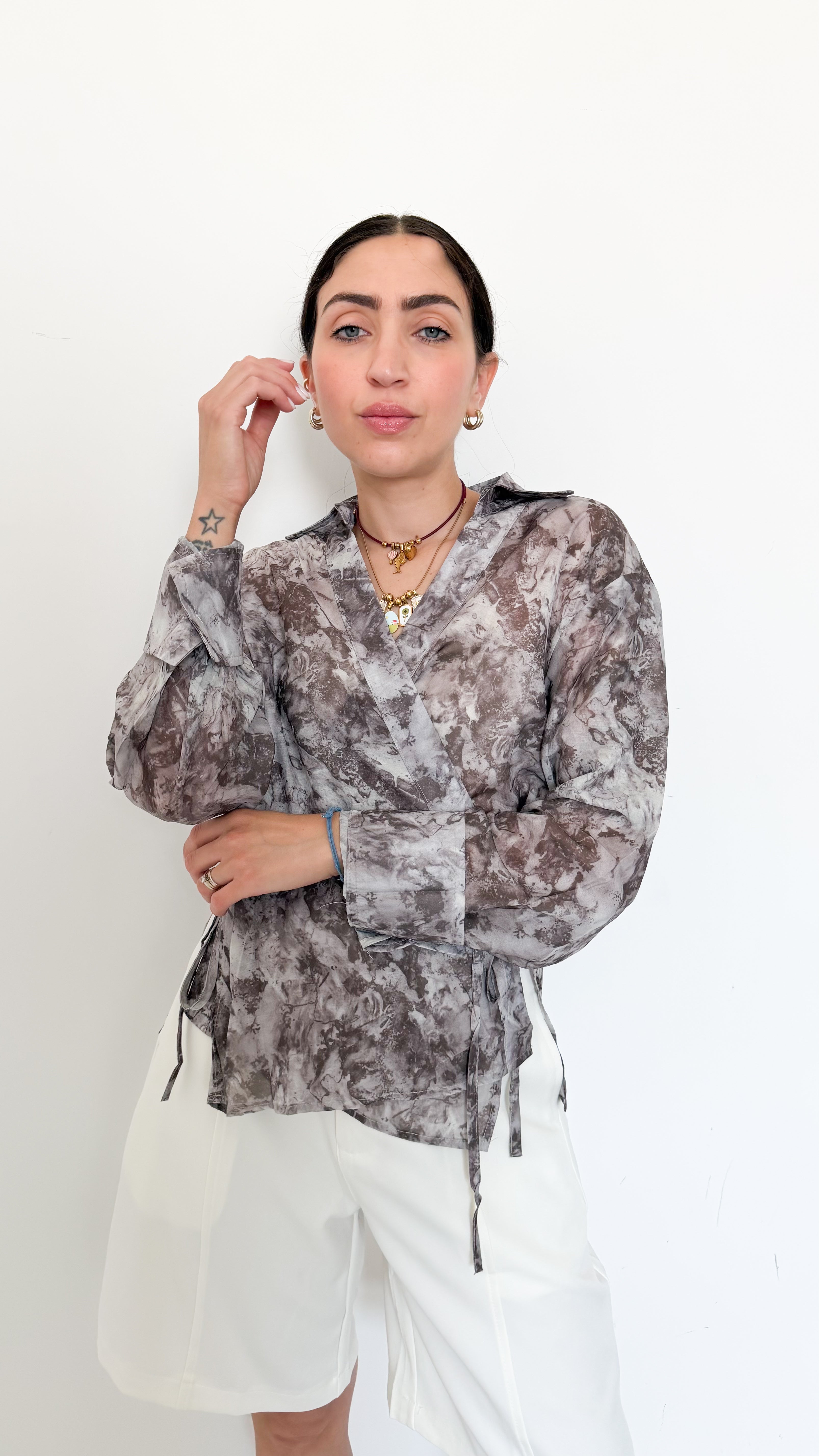 Blusa Grigia A Fantasia
