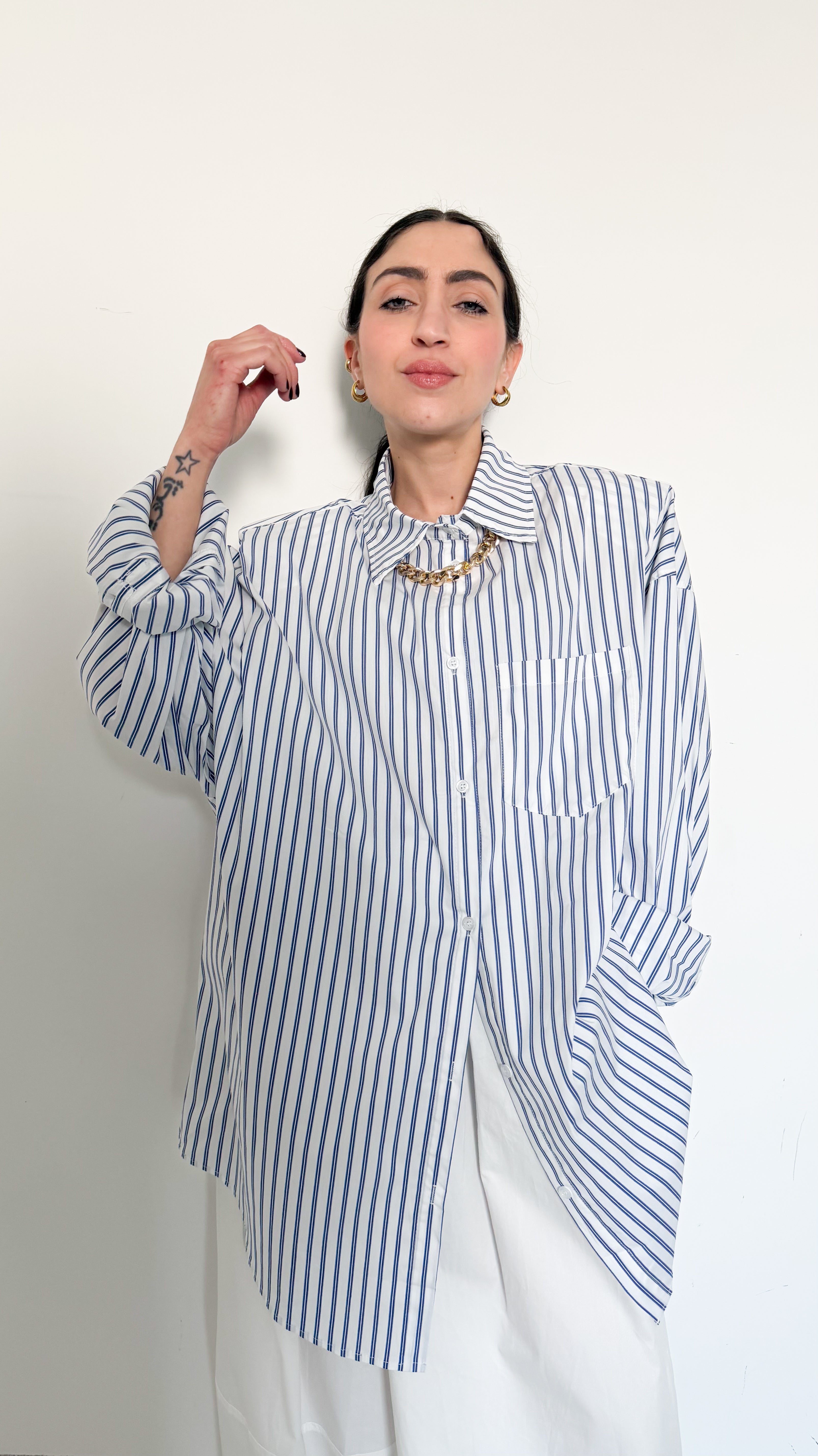 Maxi Camicia Bianca A Righe Con Spalline