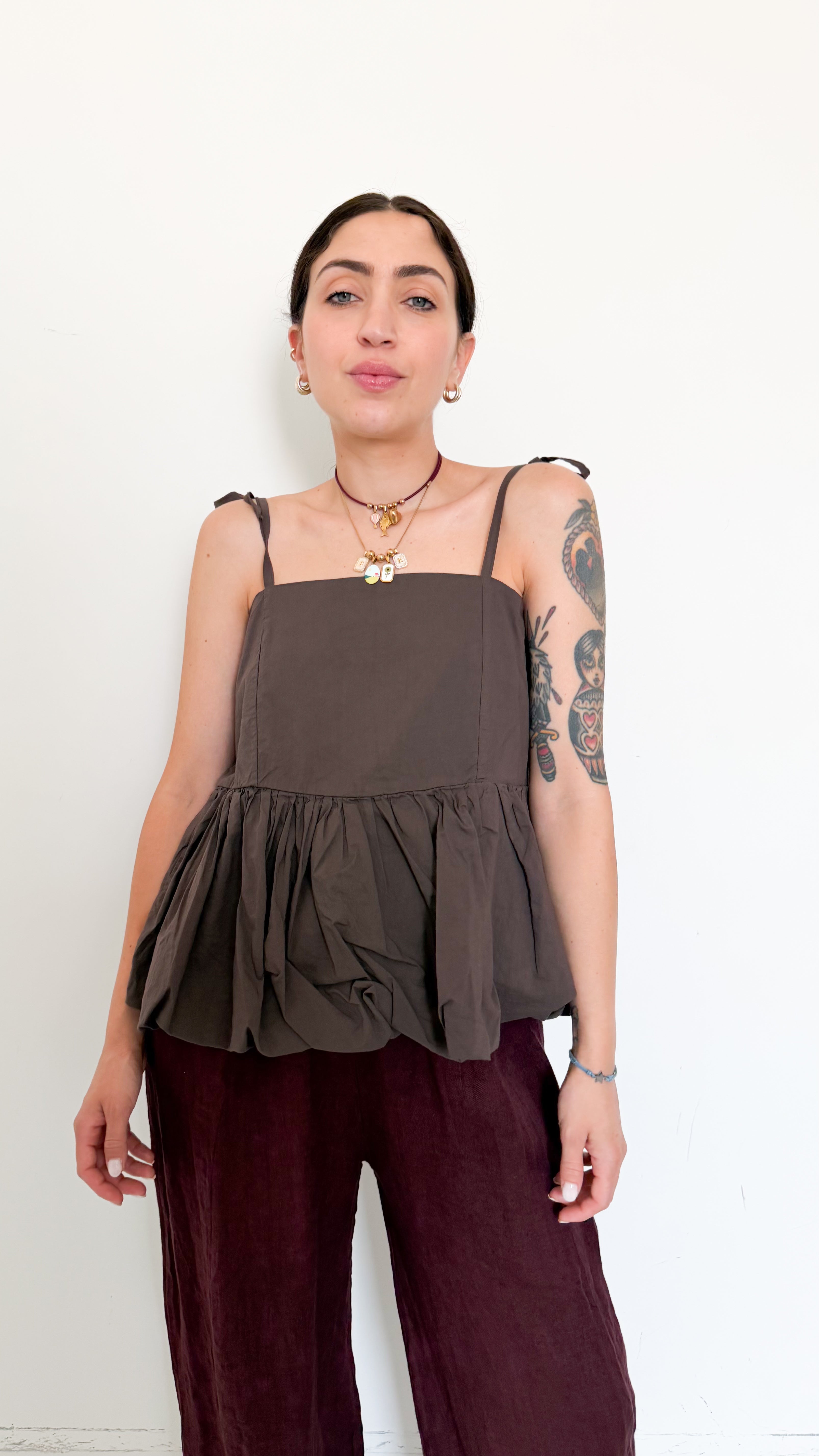 Top Marrone Con Balza