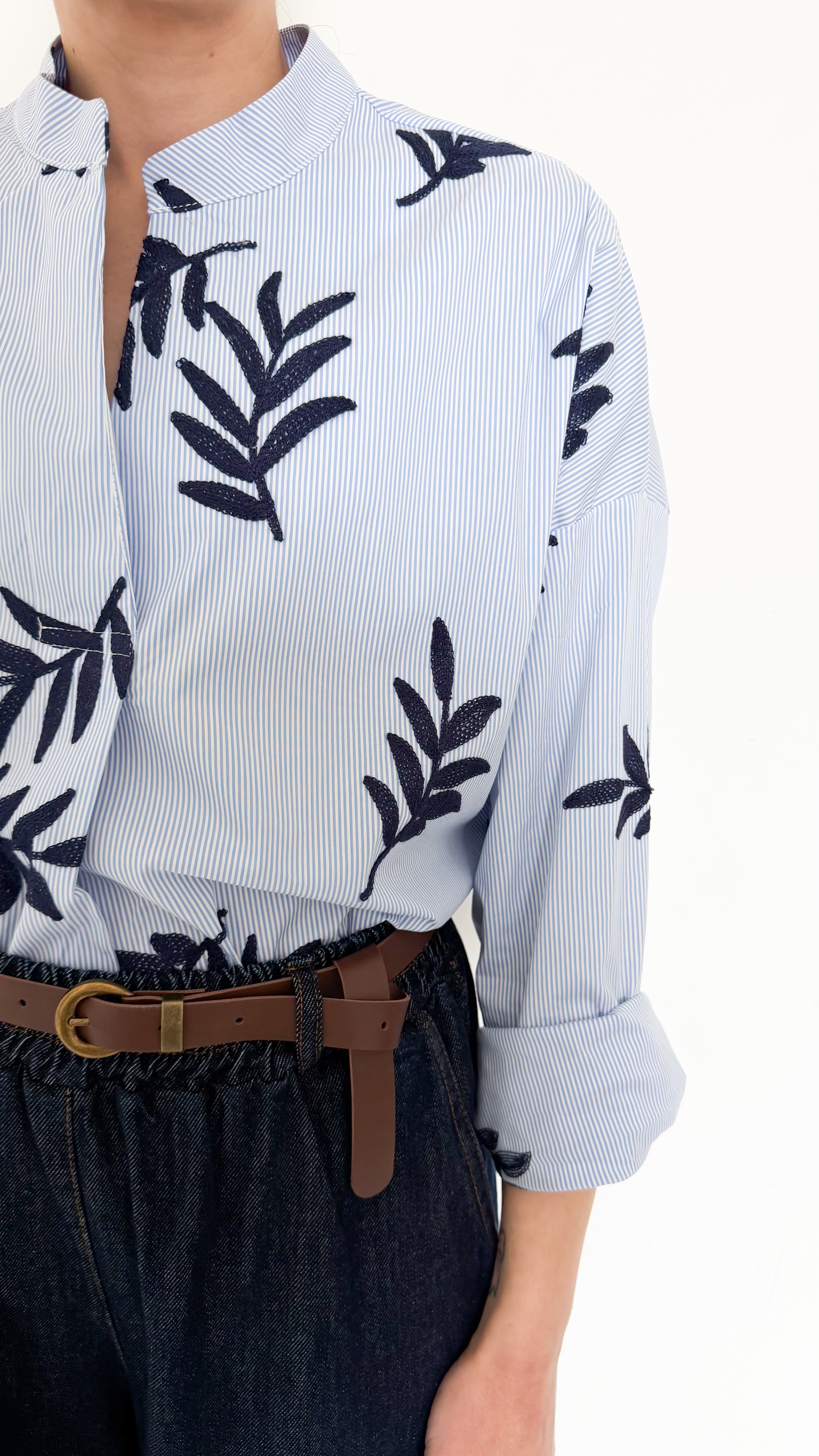 Blusa A Righe Con Dettagli