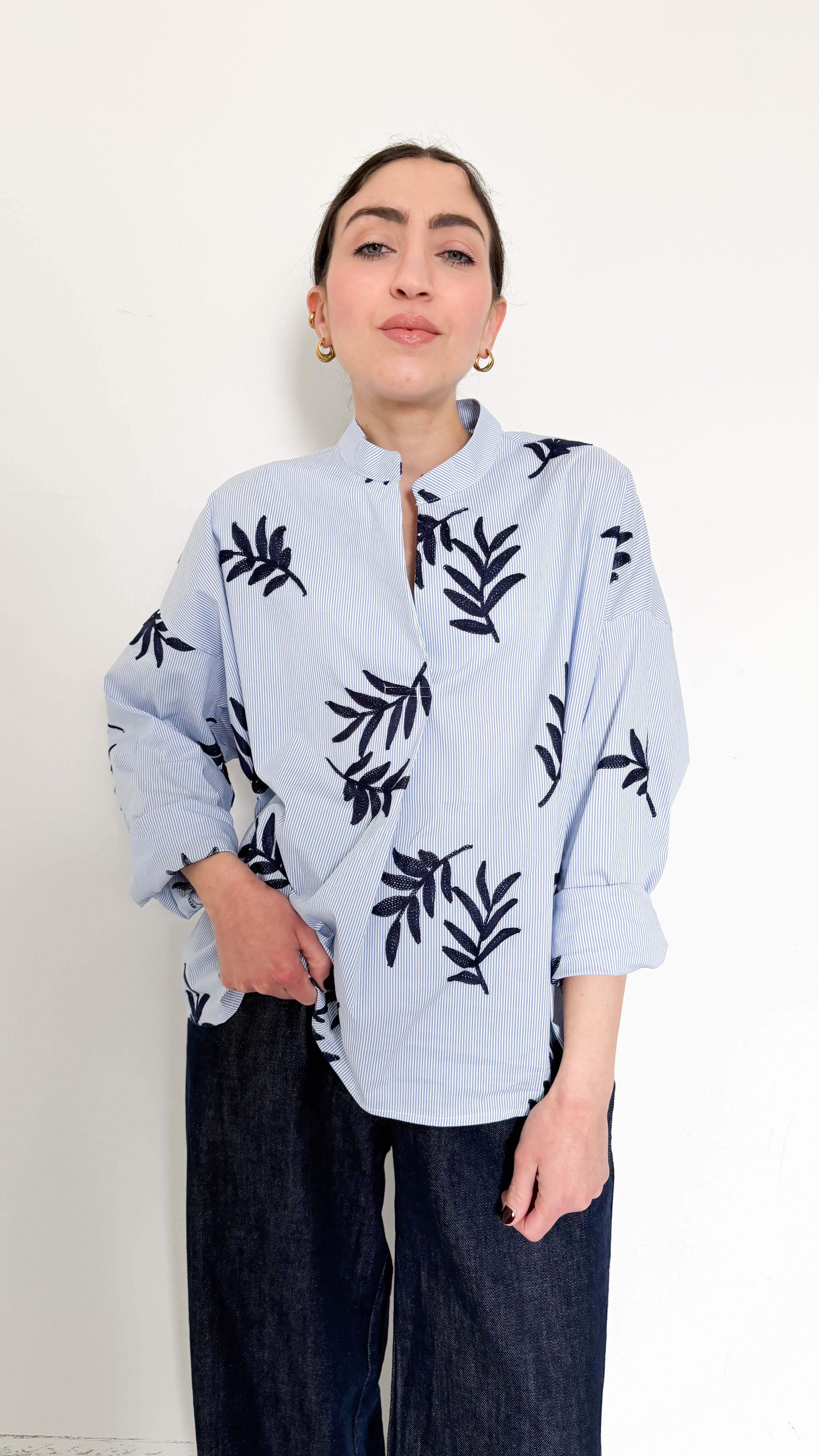 Blusa A Righe Con Dettagli