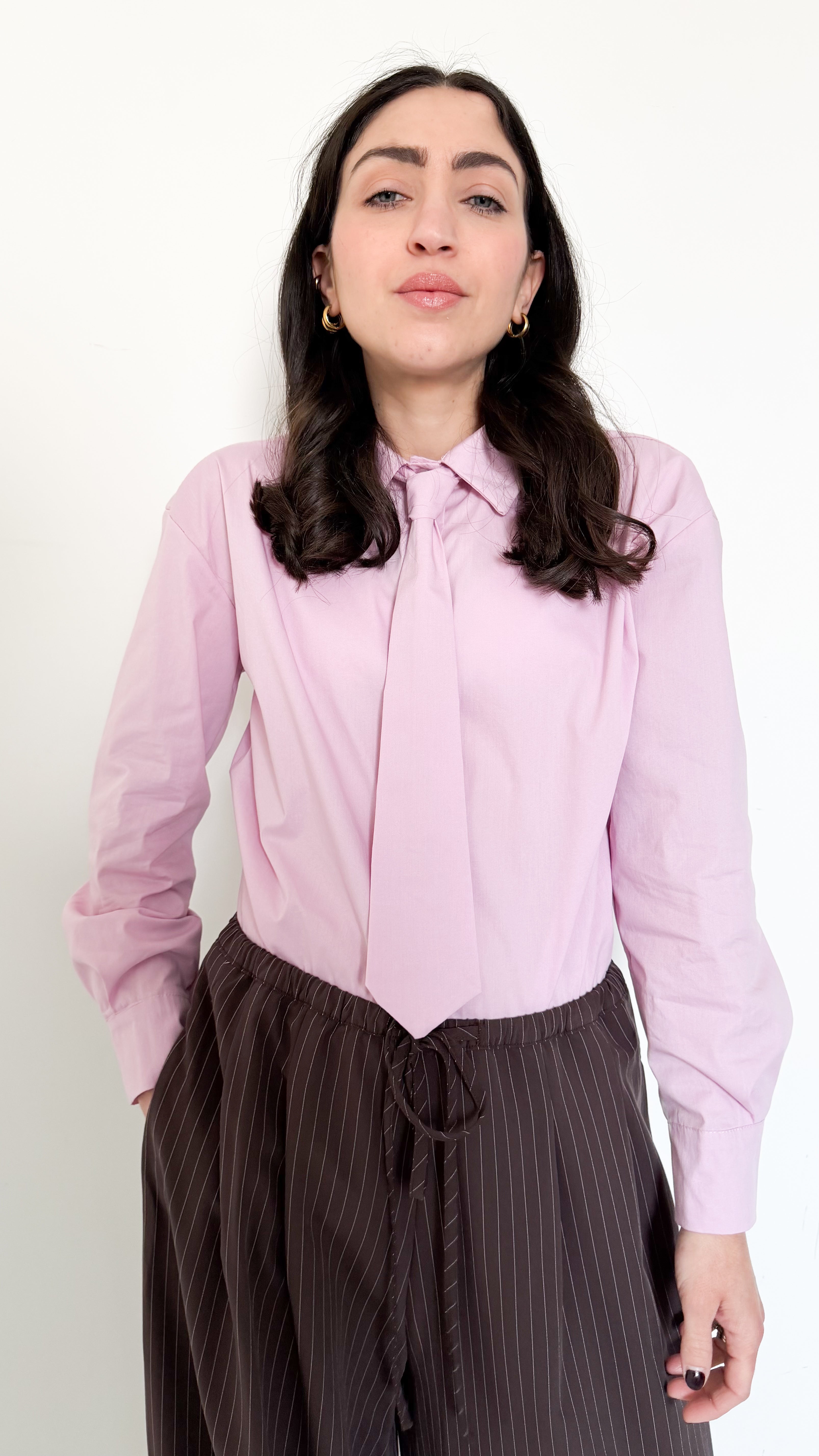Camicia Rosa Con Cravatta