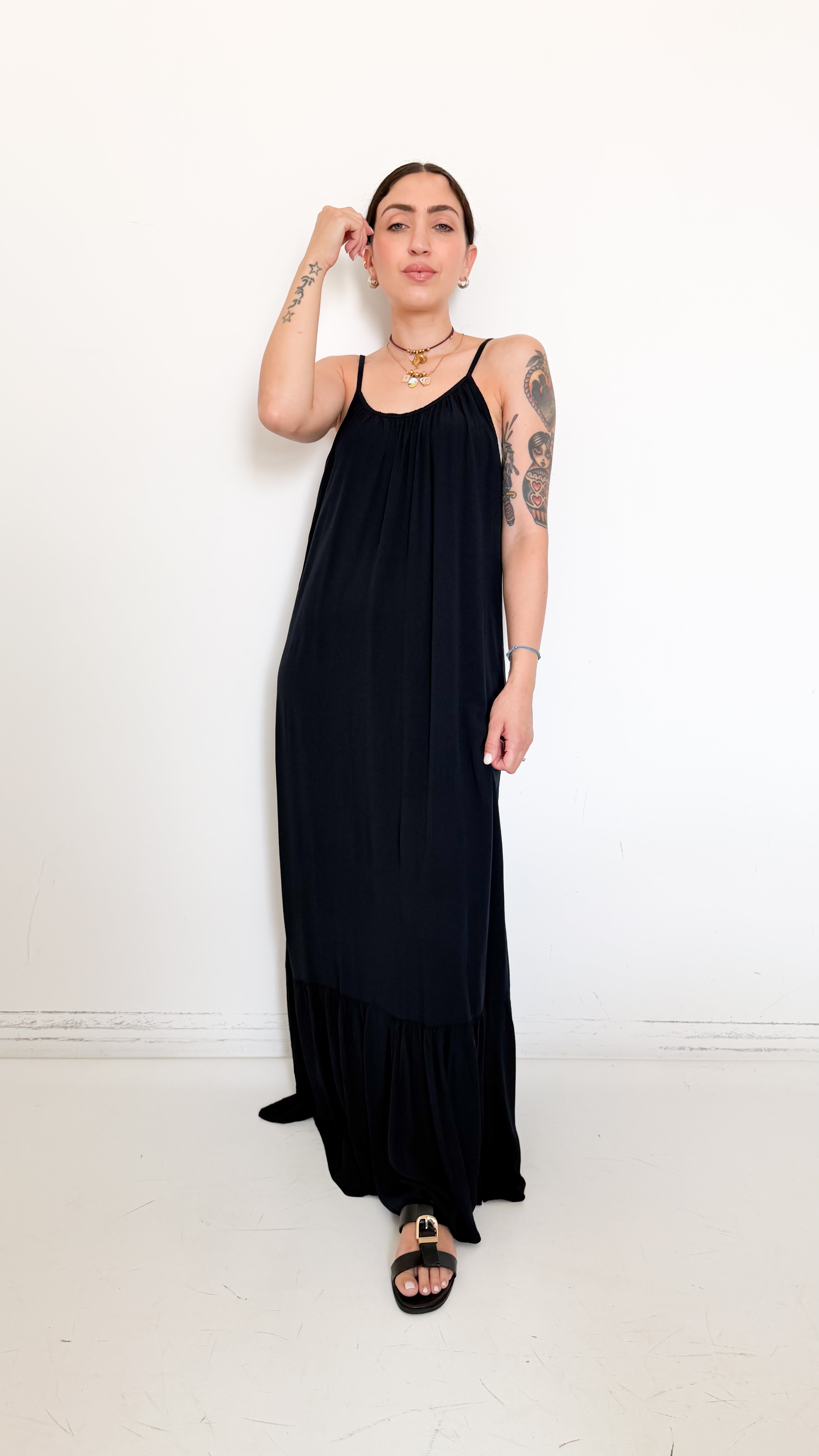 Vestito Blu Con Balza