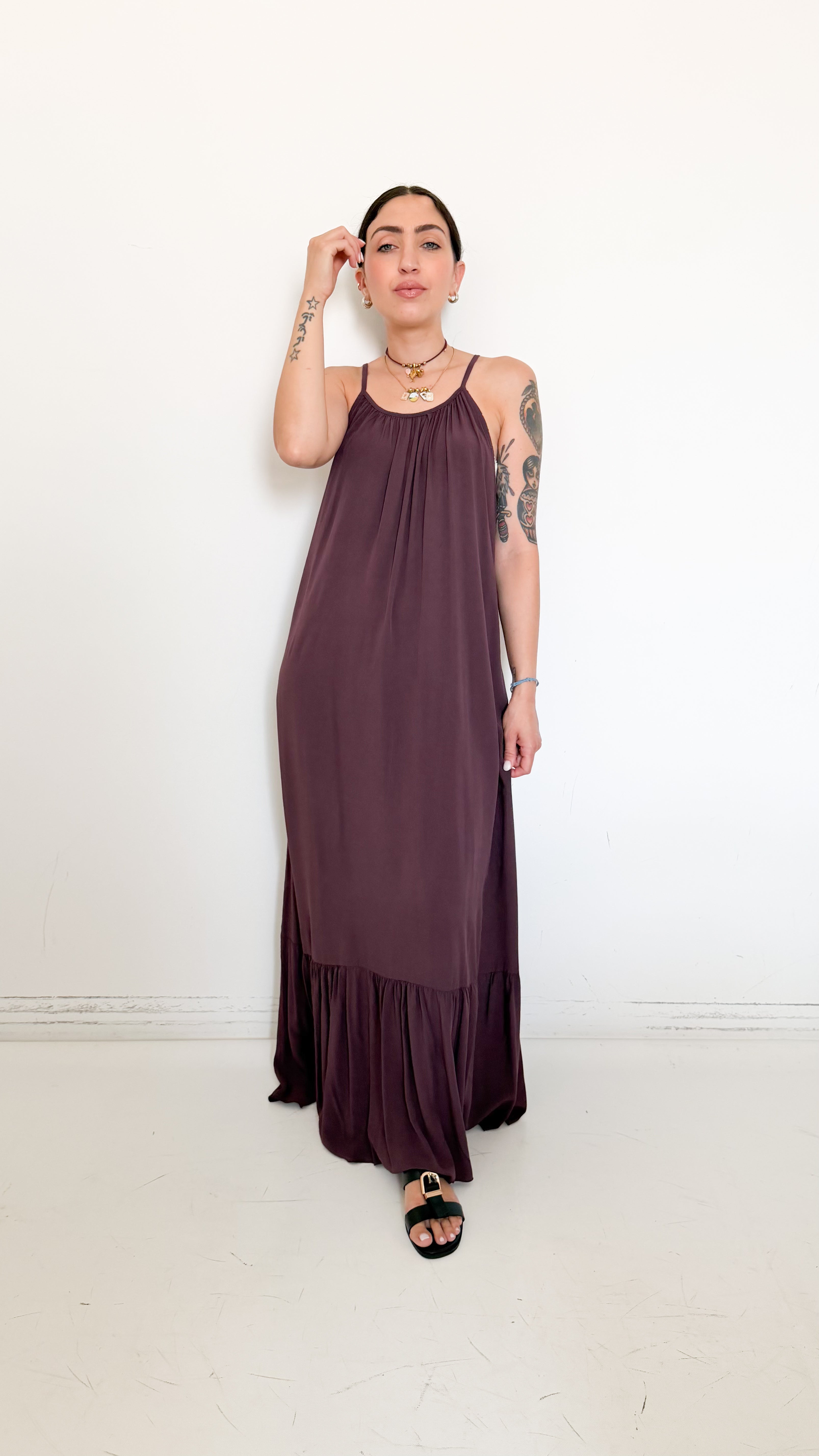 Vestito Borgogna Con Balza