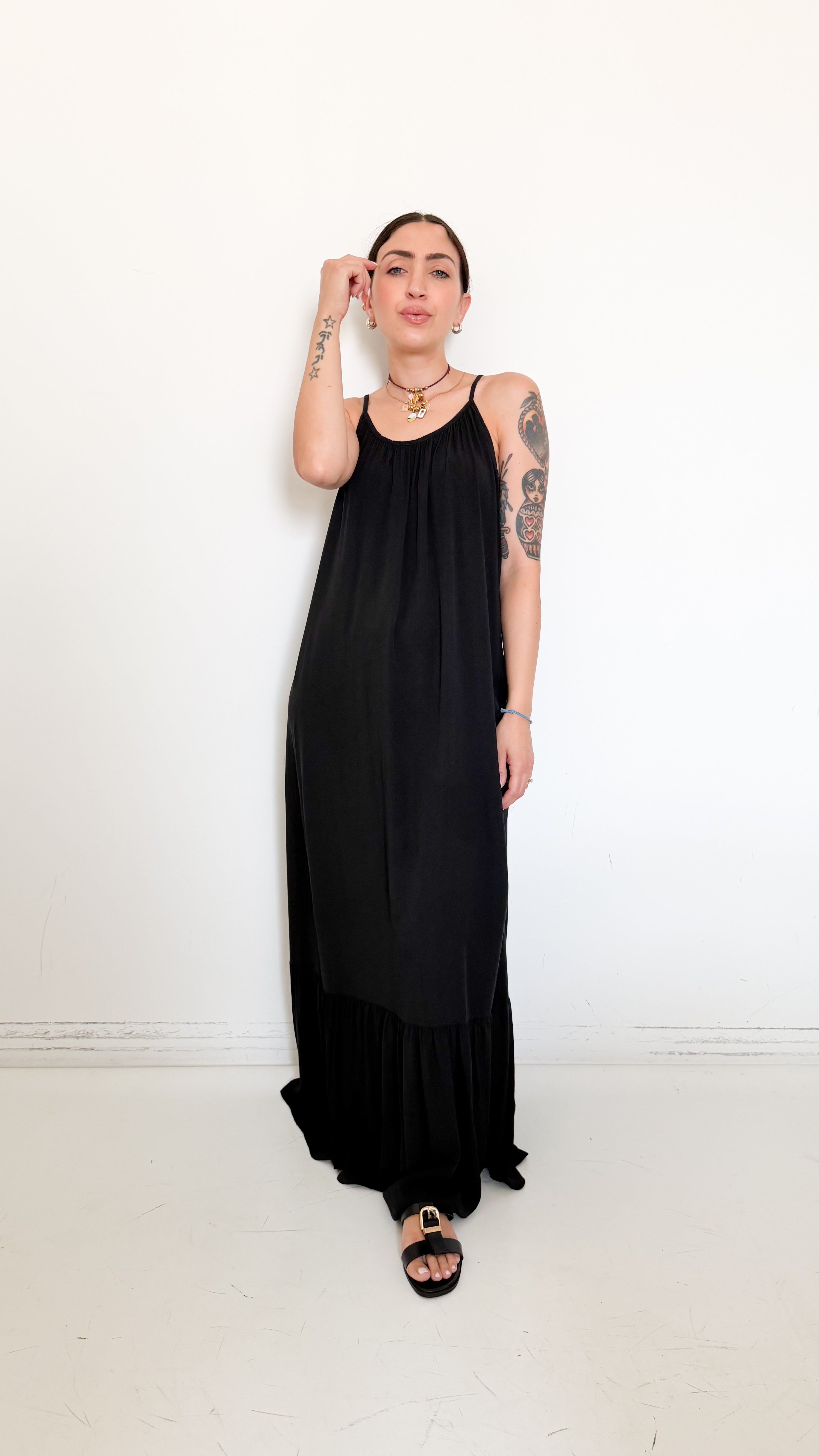 Vestito Nero Con Balza