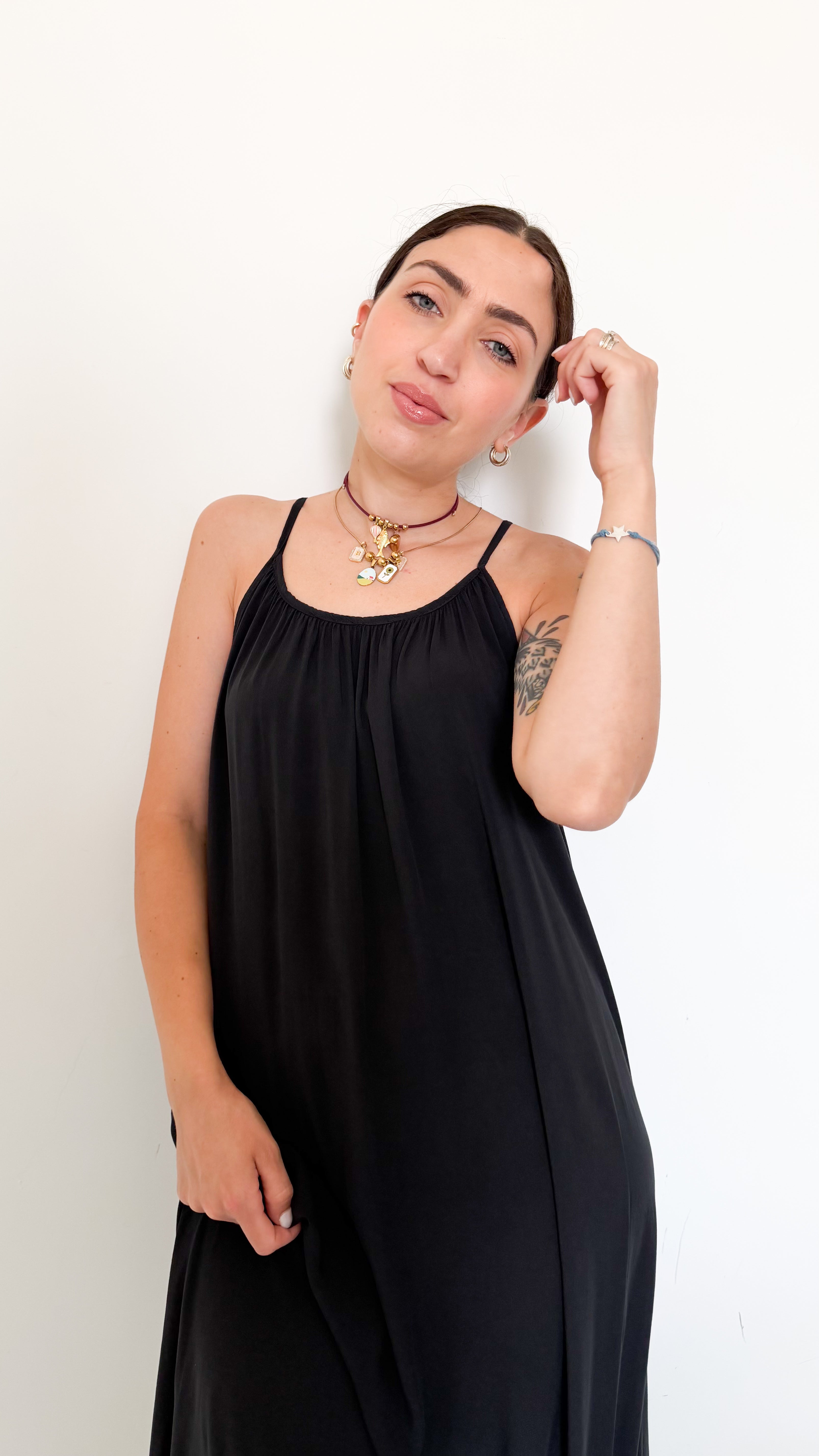 Vestito Nero Con Balza