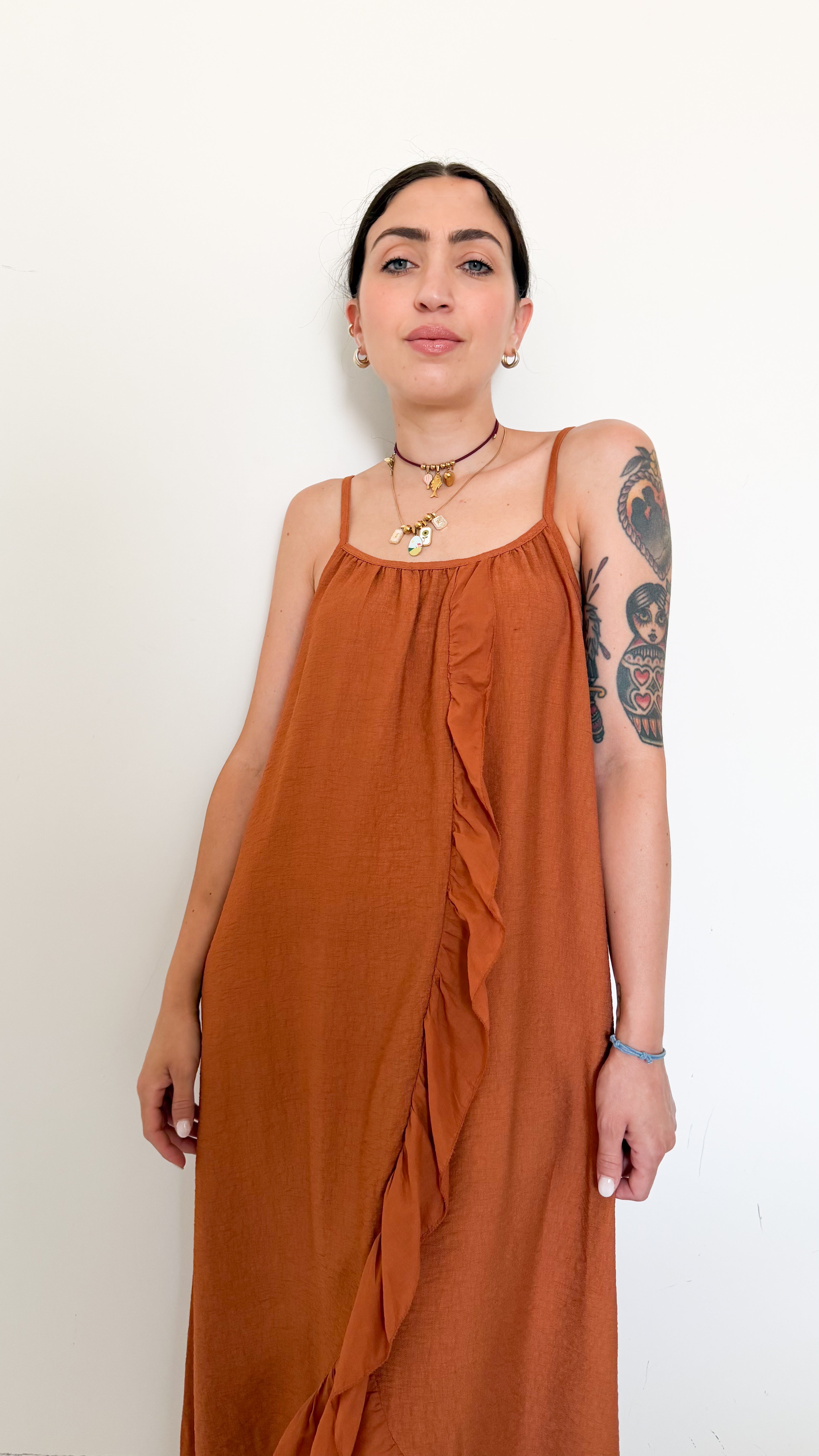 Vestito Ruggine Con Rouches