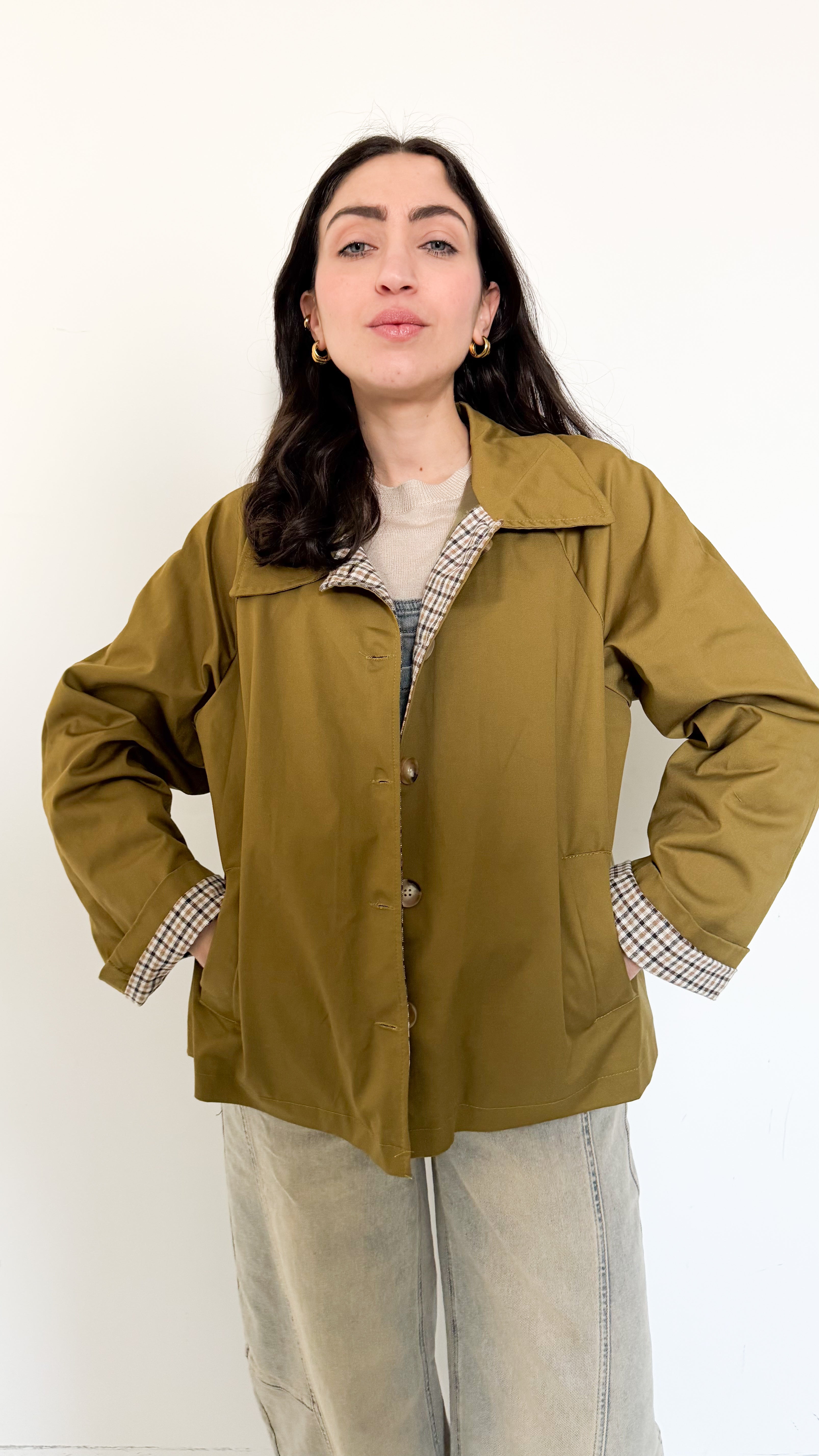 Trench Corto Verde
