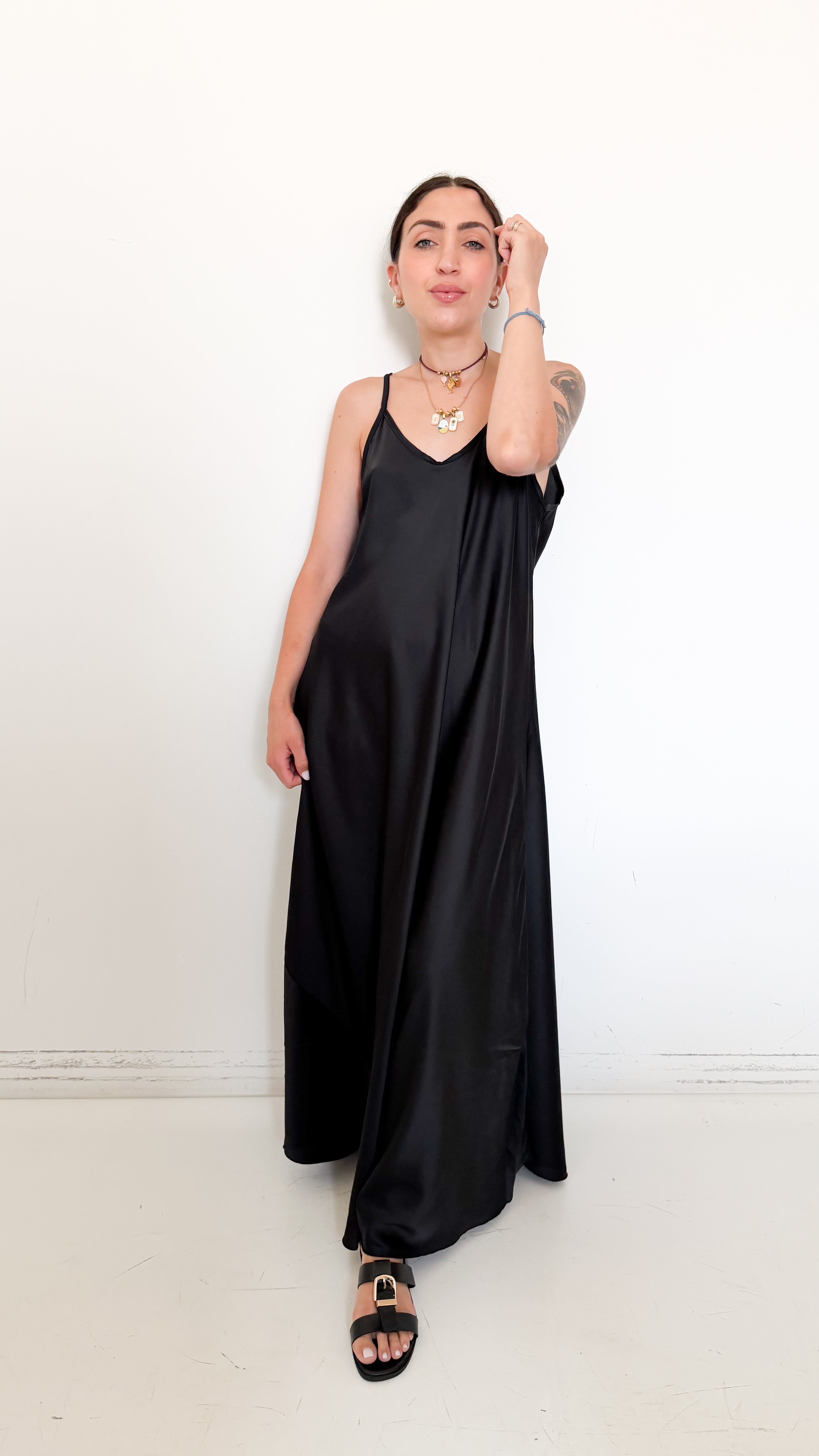 Vestito In Satin Nero