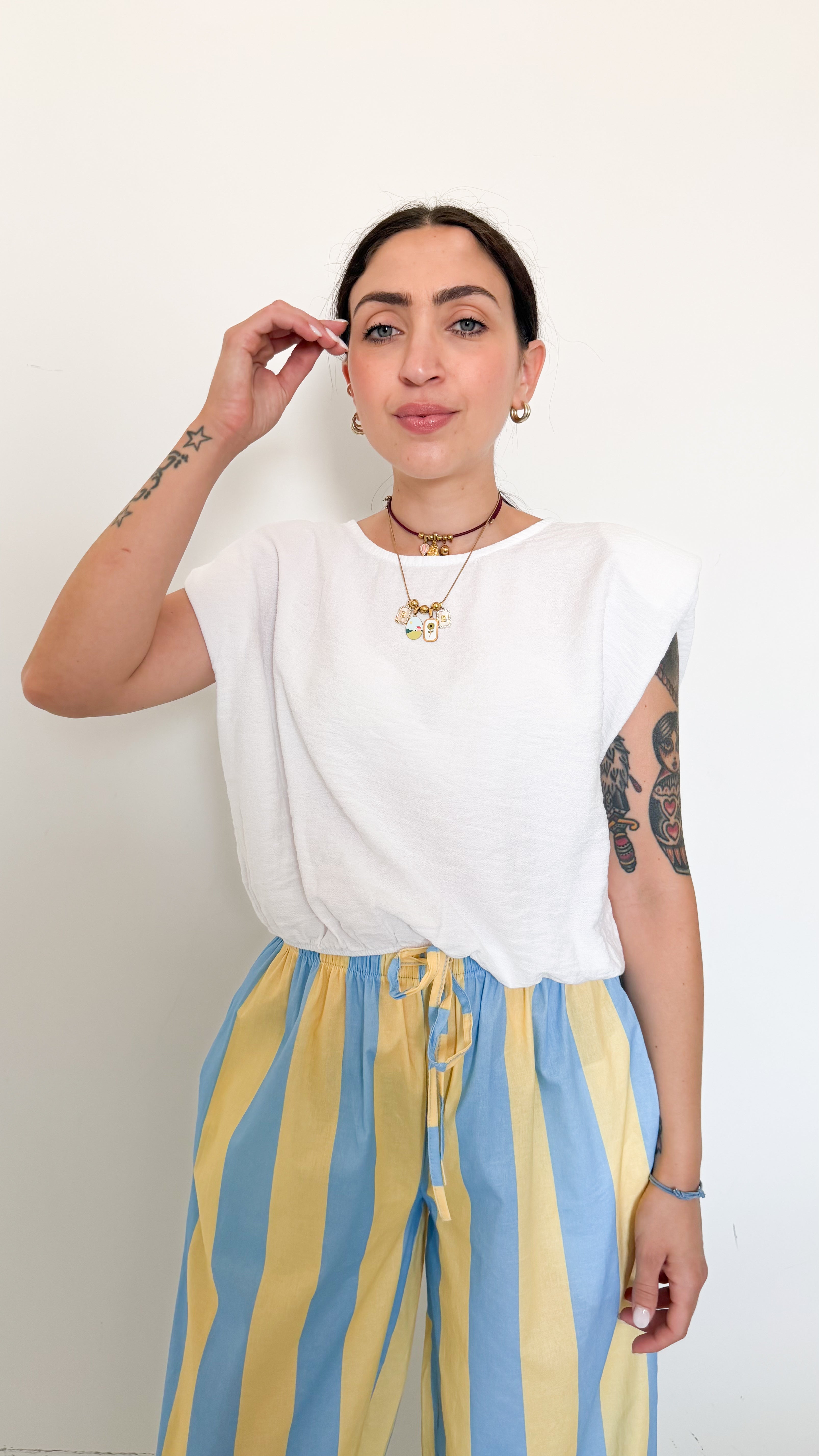 Blusa Bianca Con Spalline