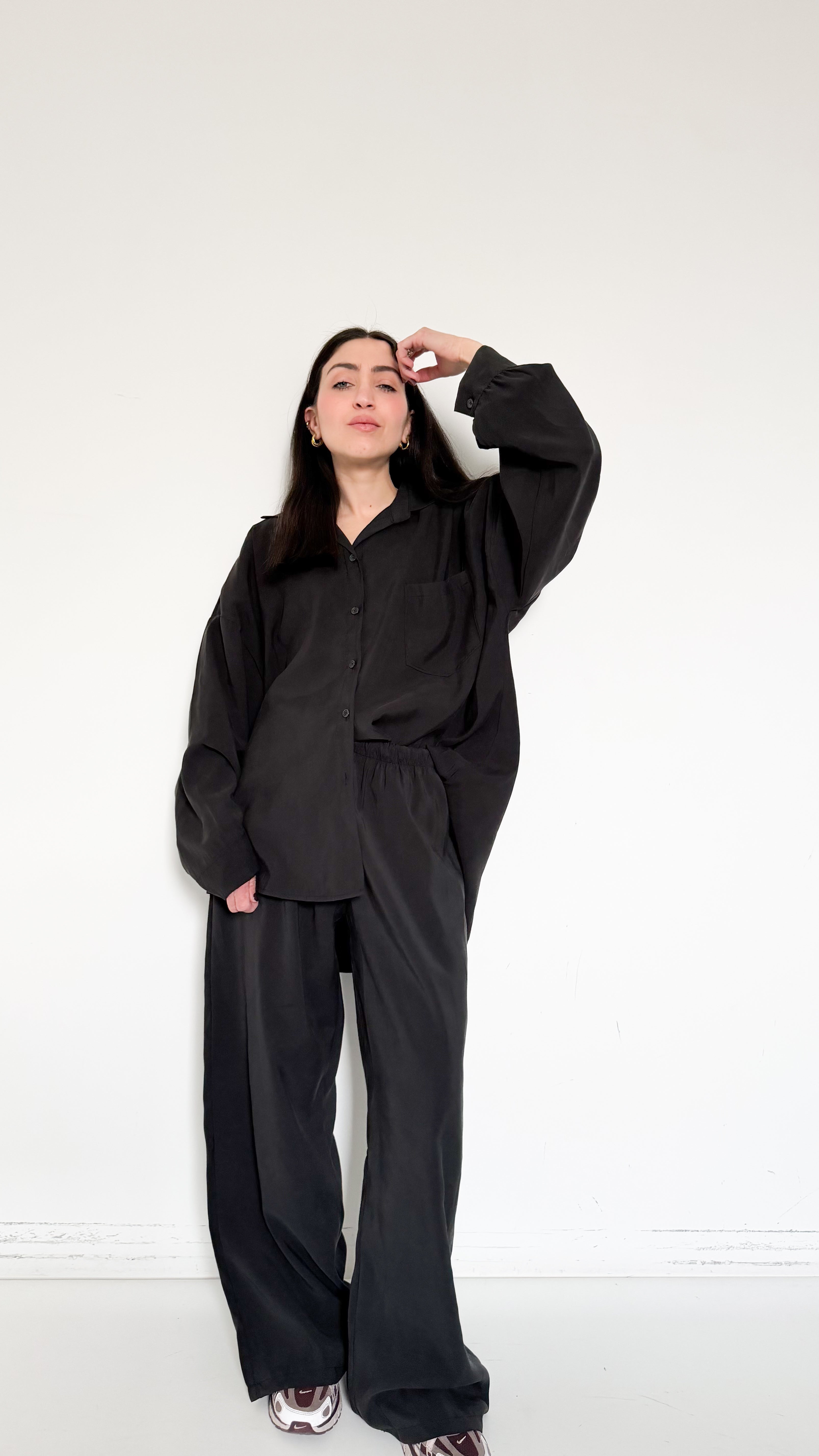 Coordinato Nero Con Camicia