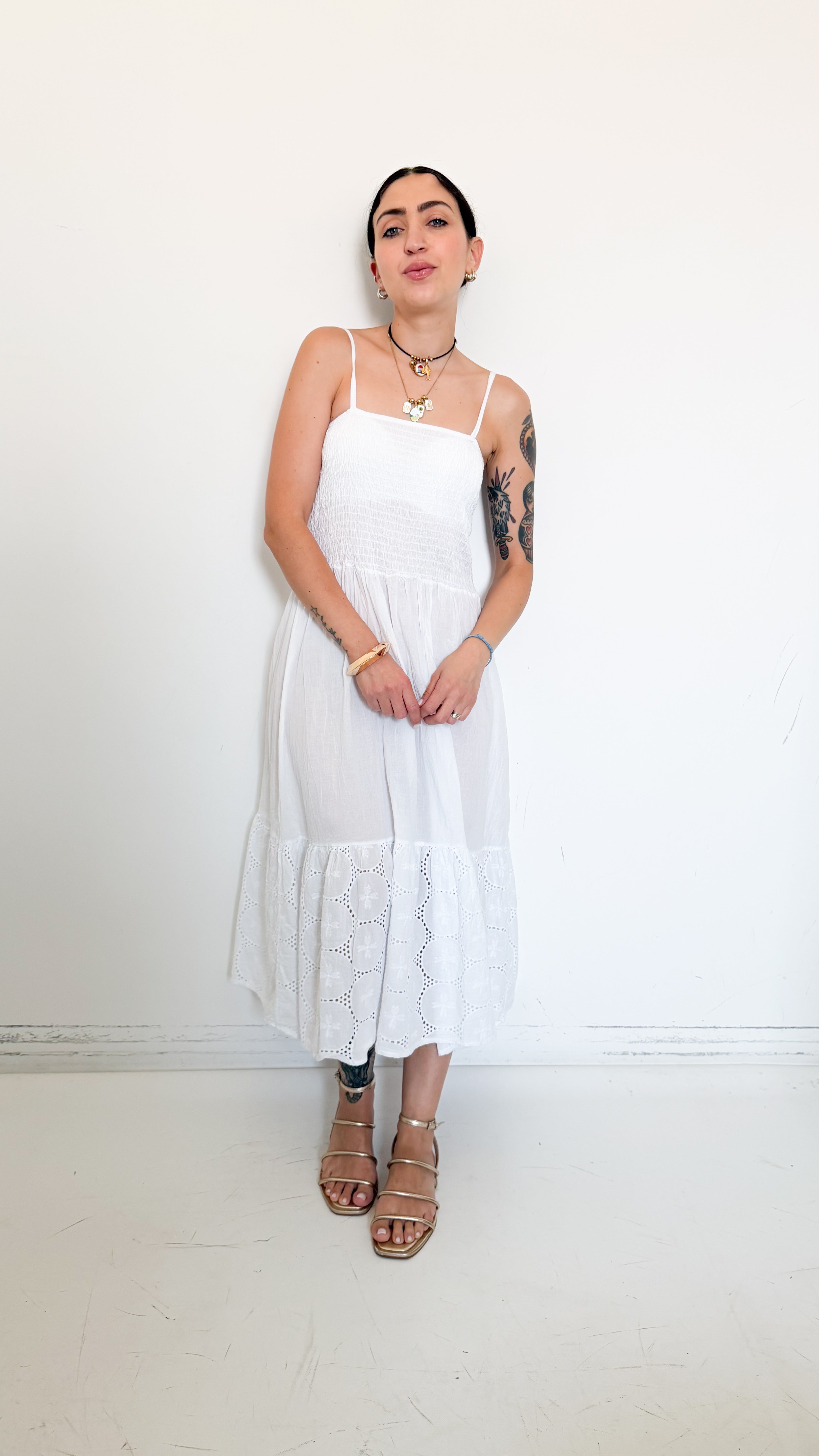Vestito Bianco Con Dettagli