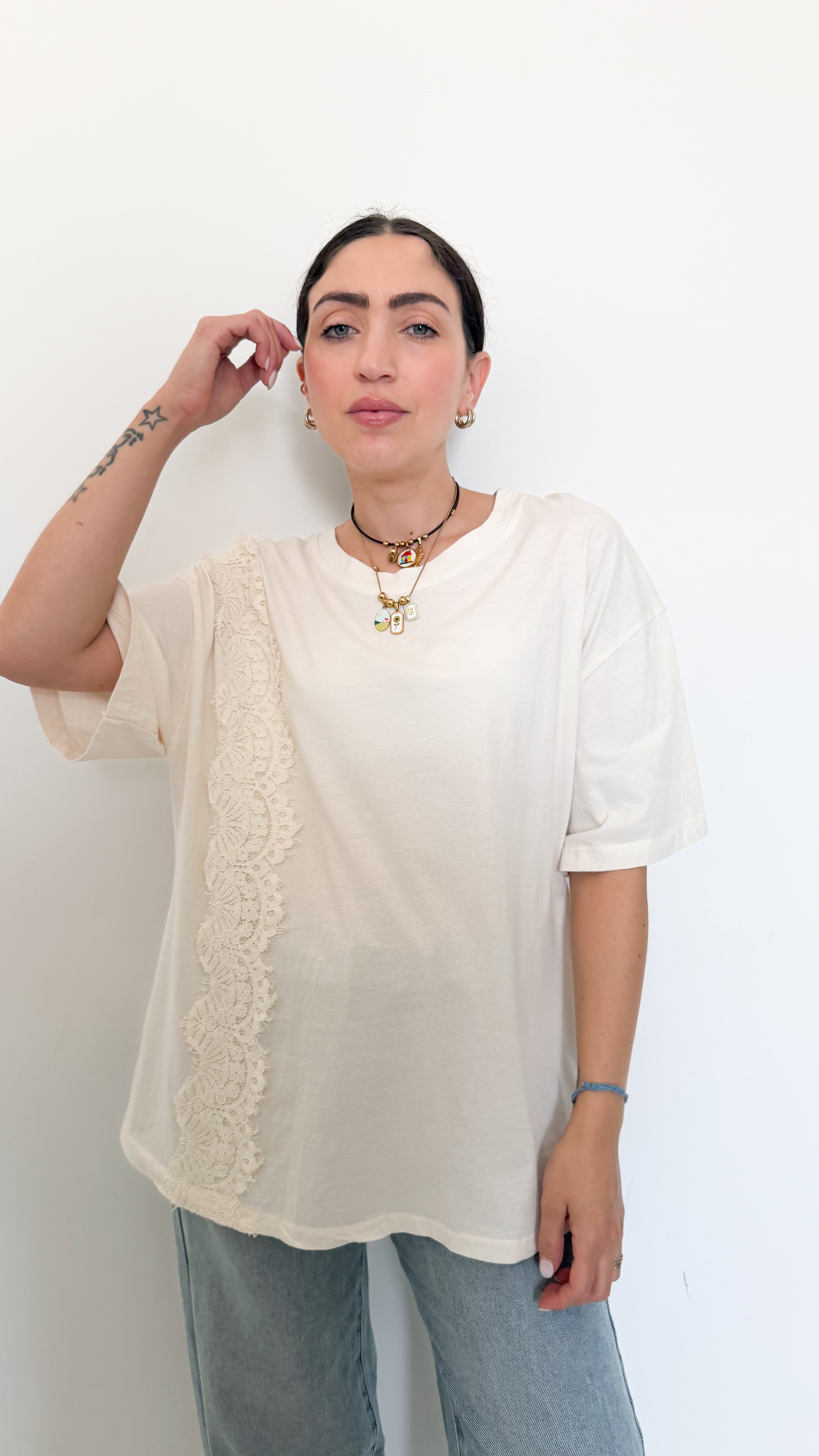 T-Shirt Panna Con Ricamo