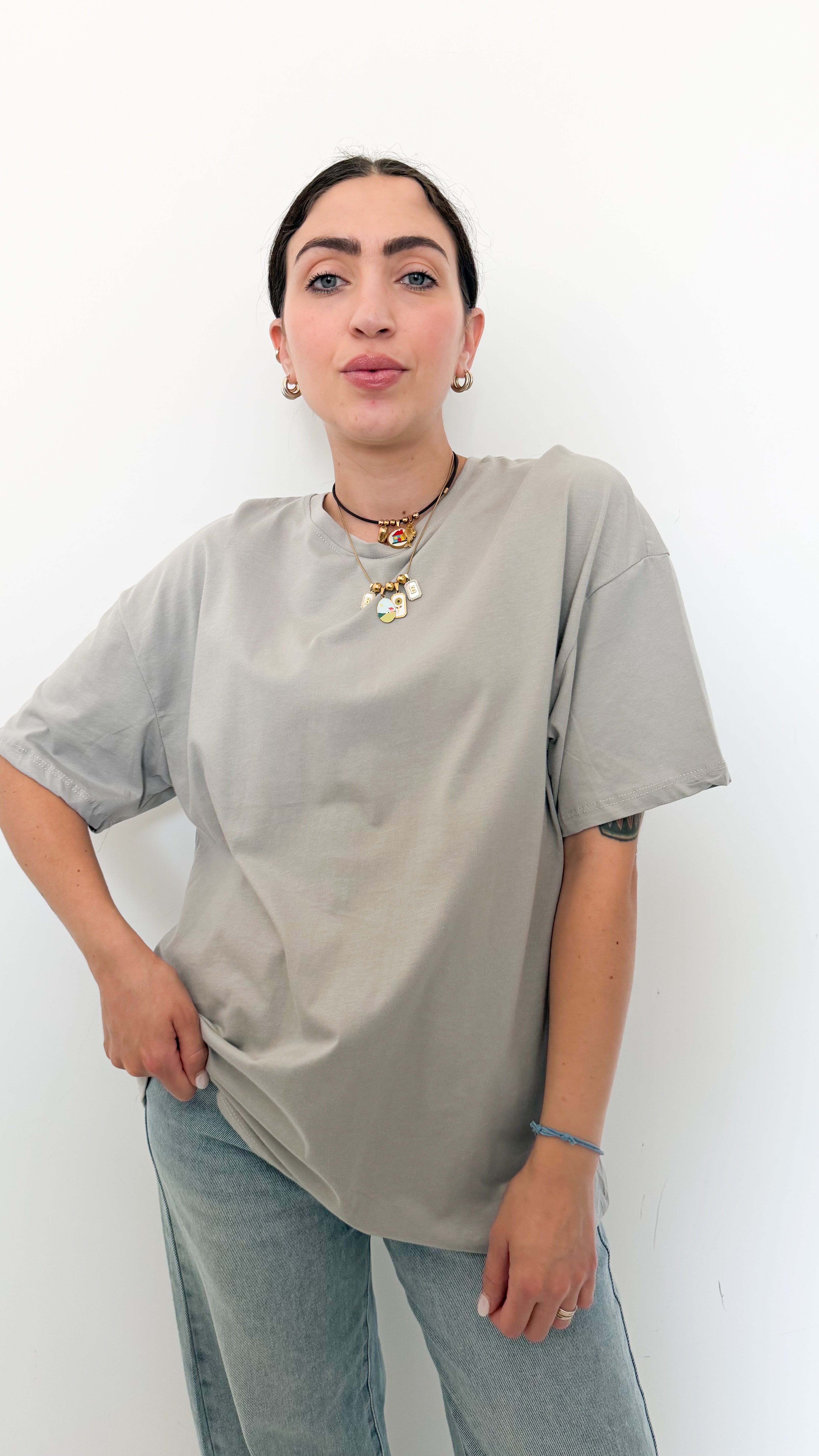 T-Shirt Over Grigia
