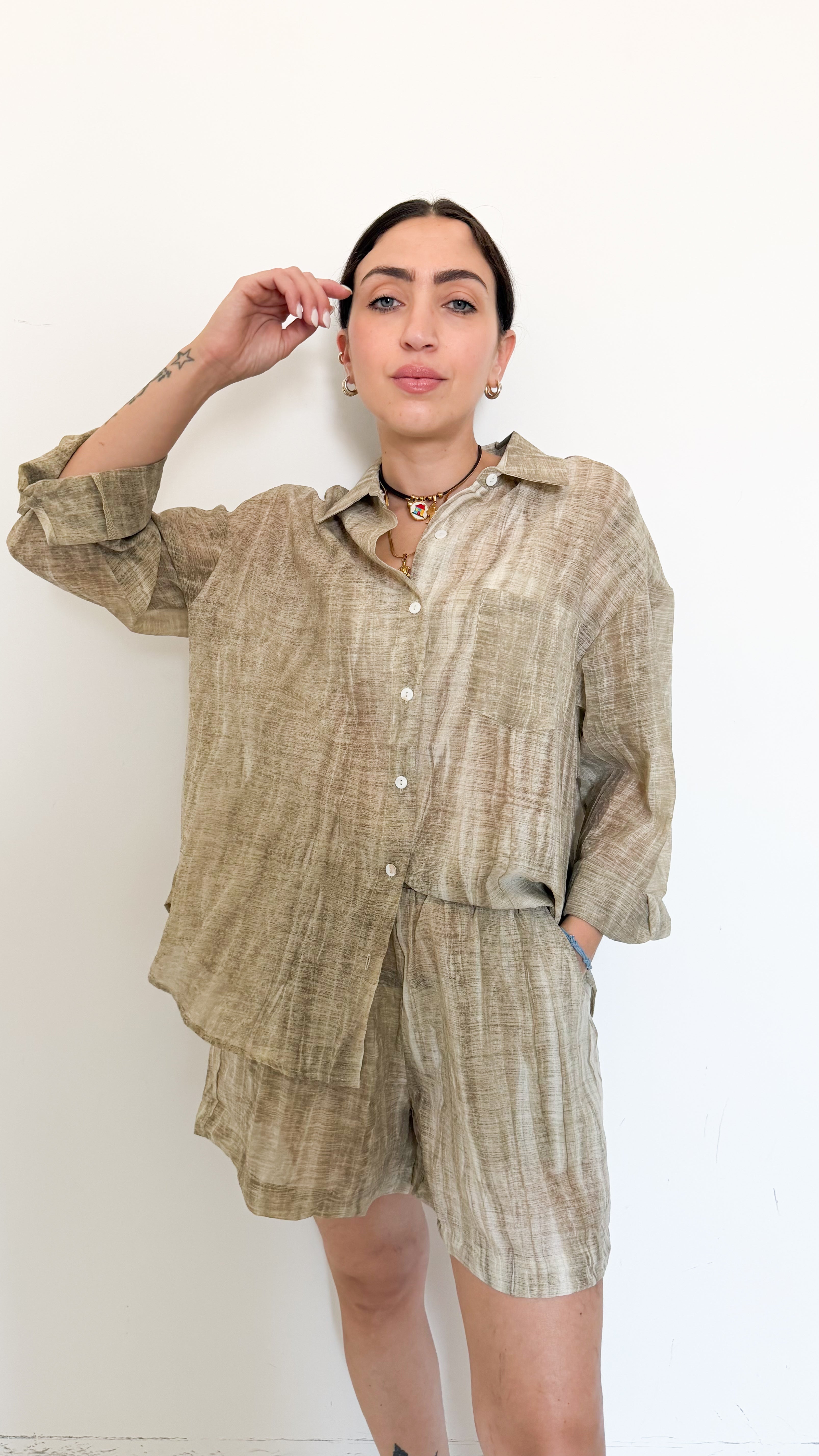 Coordinato Beige Con Camicia