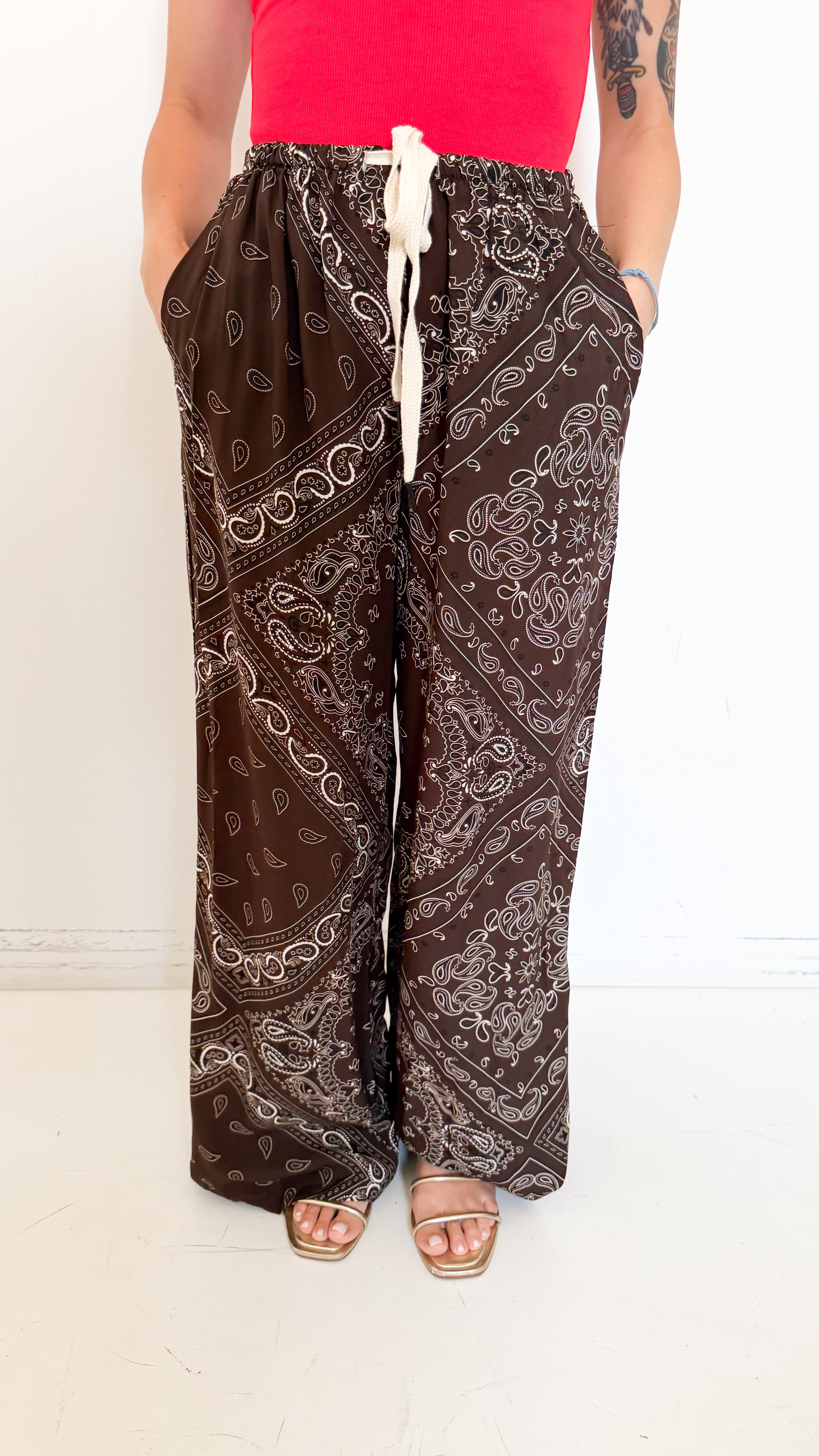 Pantaloni Marroni Fantasia Bandana