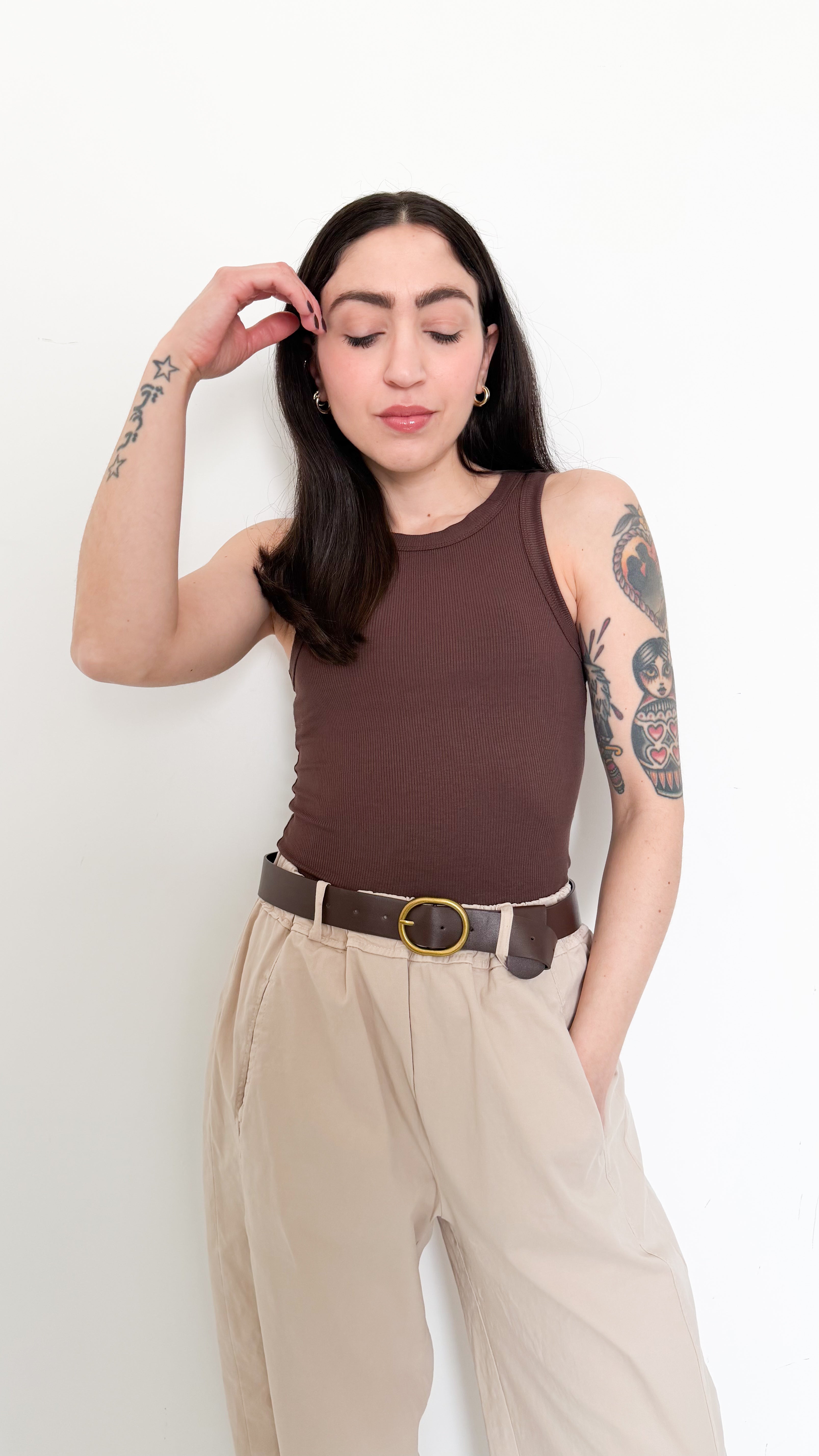 Canotta Basic Marrone