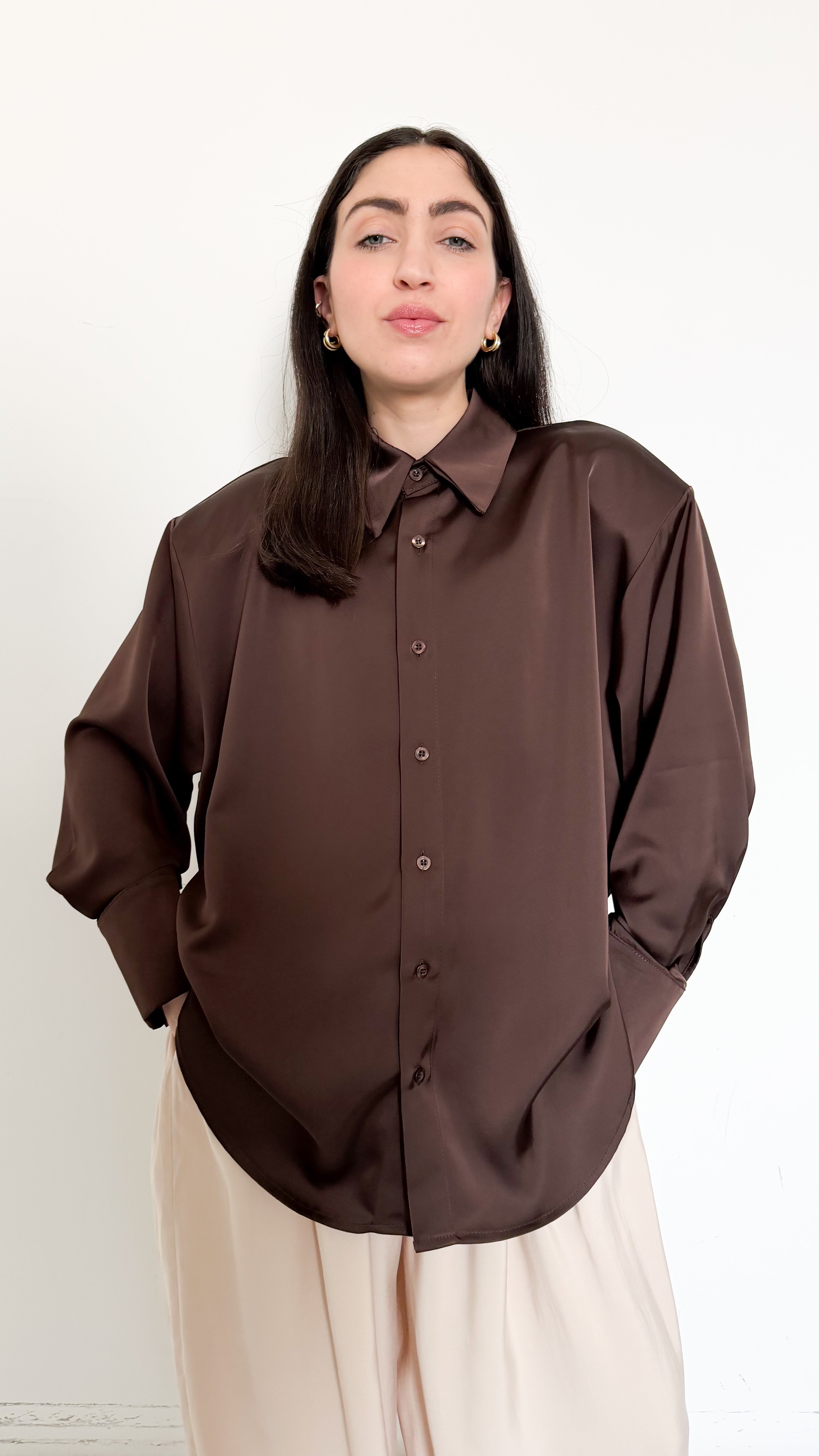Camicia Marrone In Satin Con Spalline