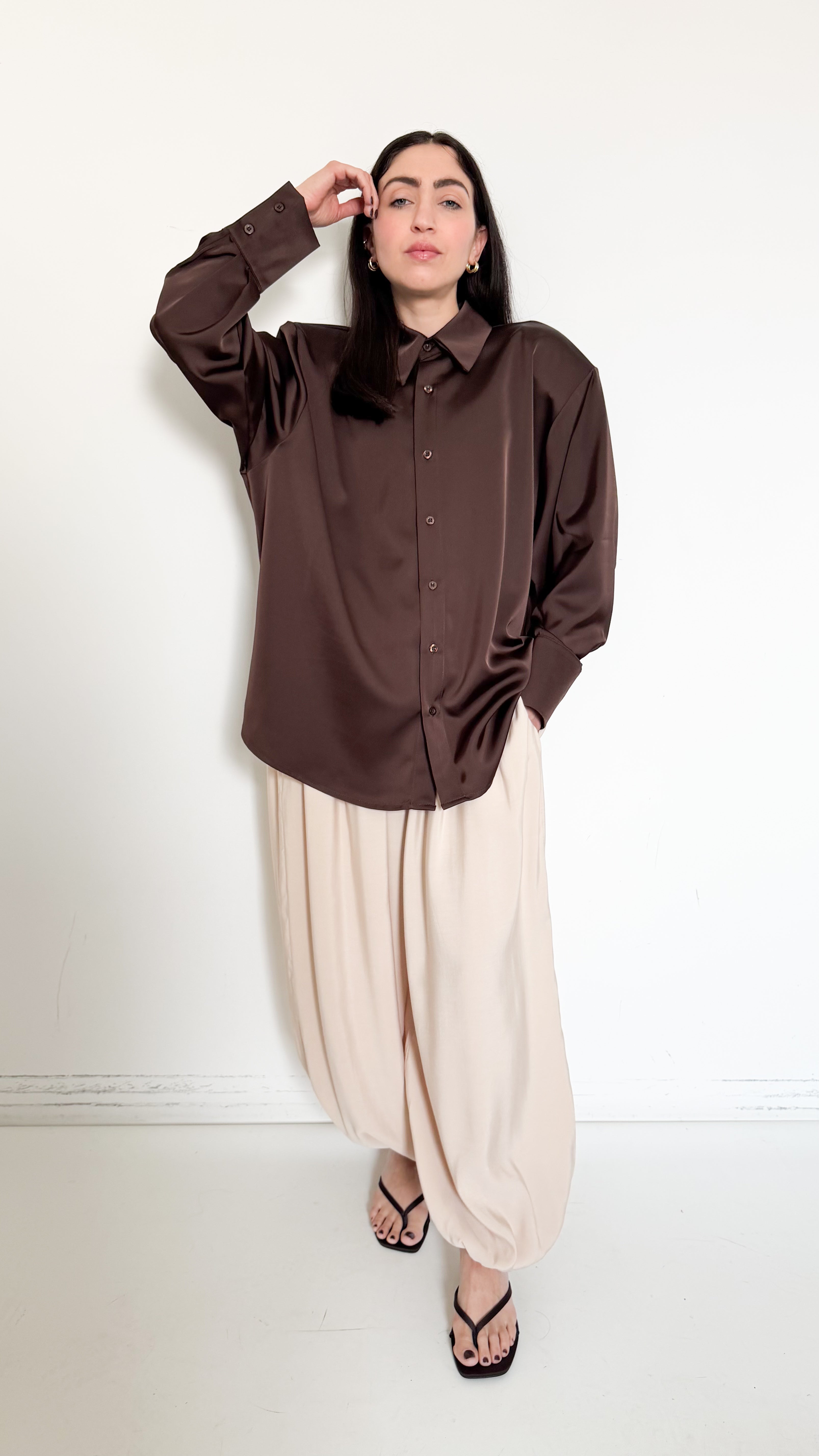 Camicia Marrone In Satin Con Spalline