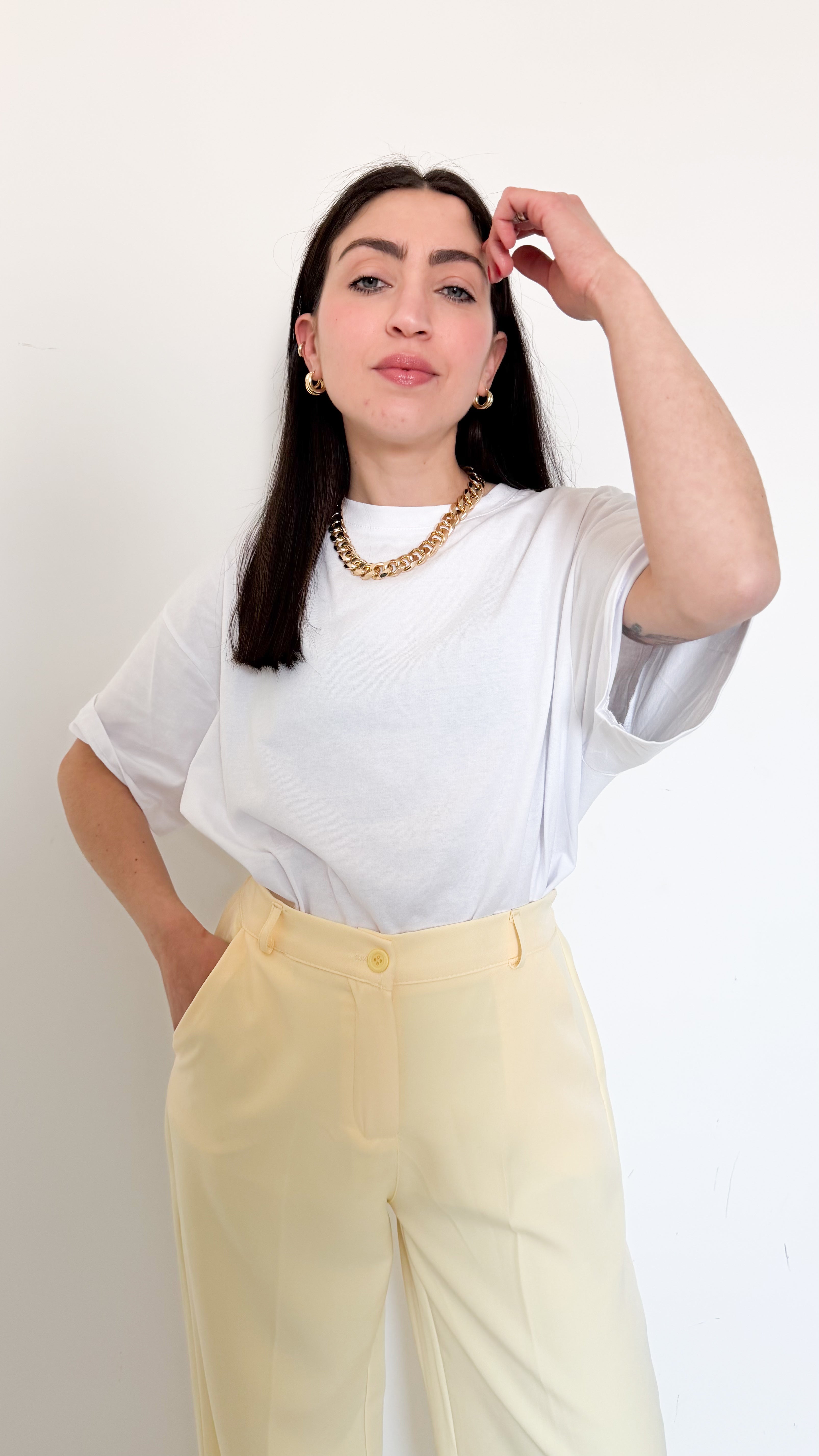 T-Shirt Over Bianca