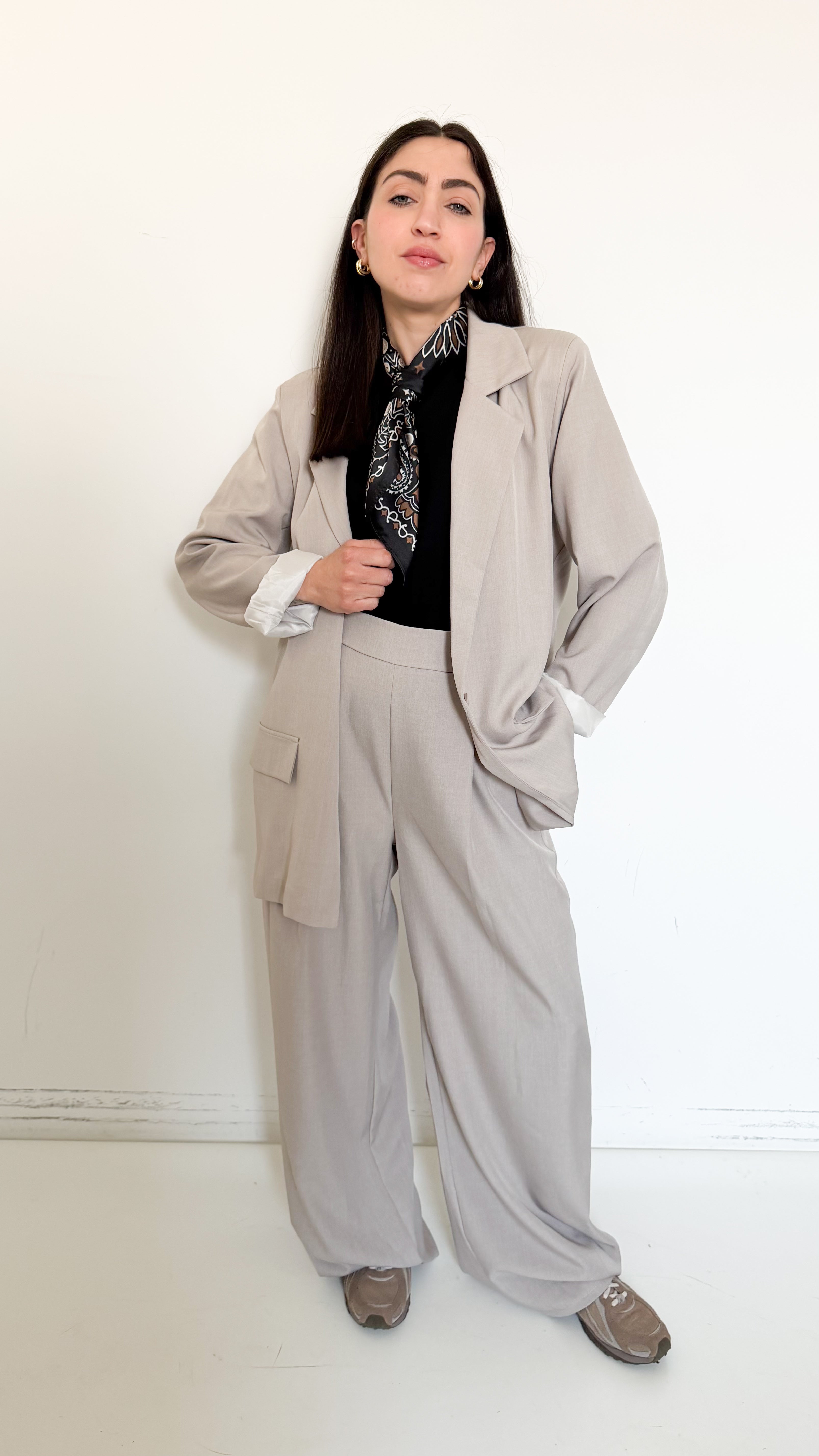 Tailleur Monopetto Taupe